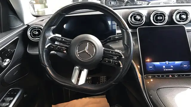 Mercedes-Benz 300 view 9