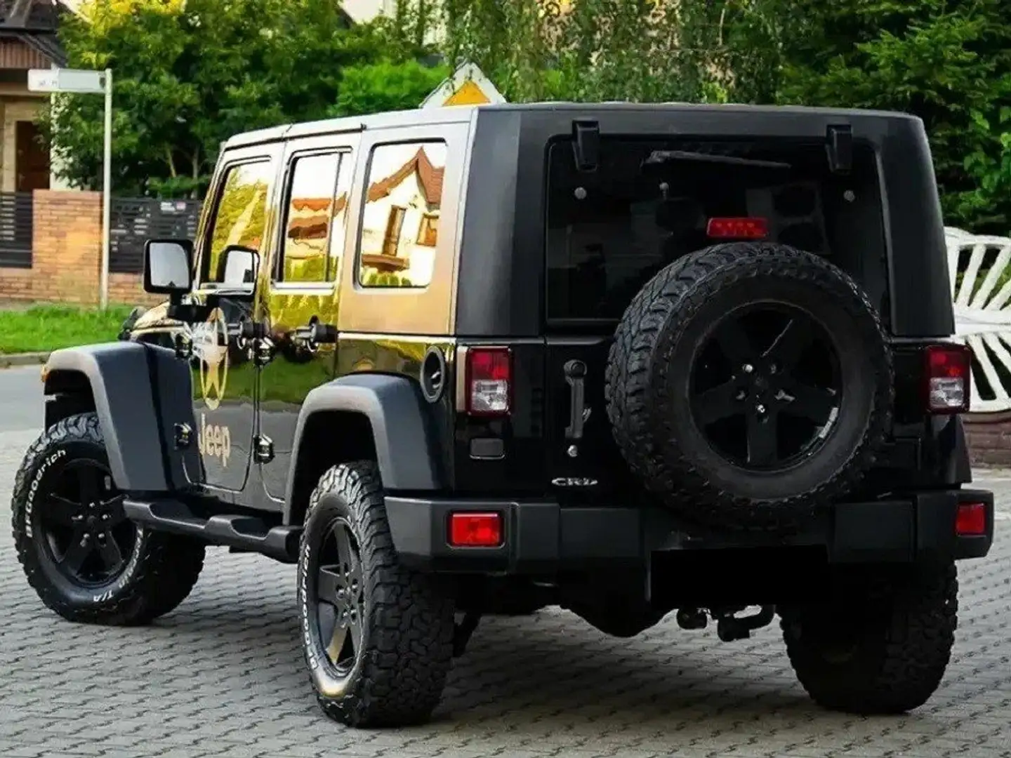 Jeep Wrangler Wrangler Unlimited Hard-Top 2.8 CRD DPF AutomatikR Schwarz - 2