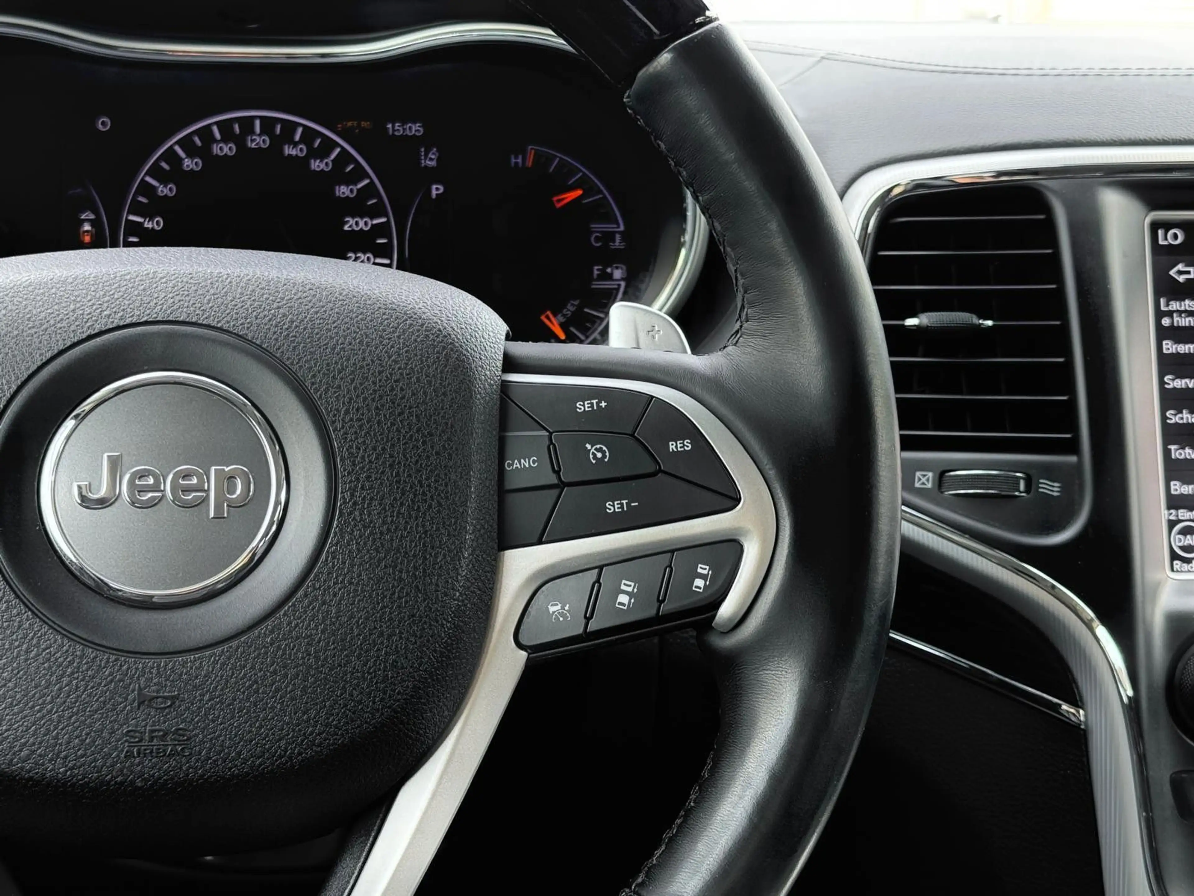 Jeep Grand Cherokee 3.0 CRD Summit AHK°PANO°H&K°4xSHZ — photo 13