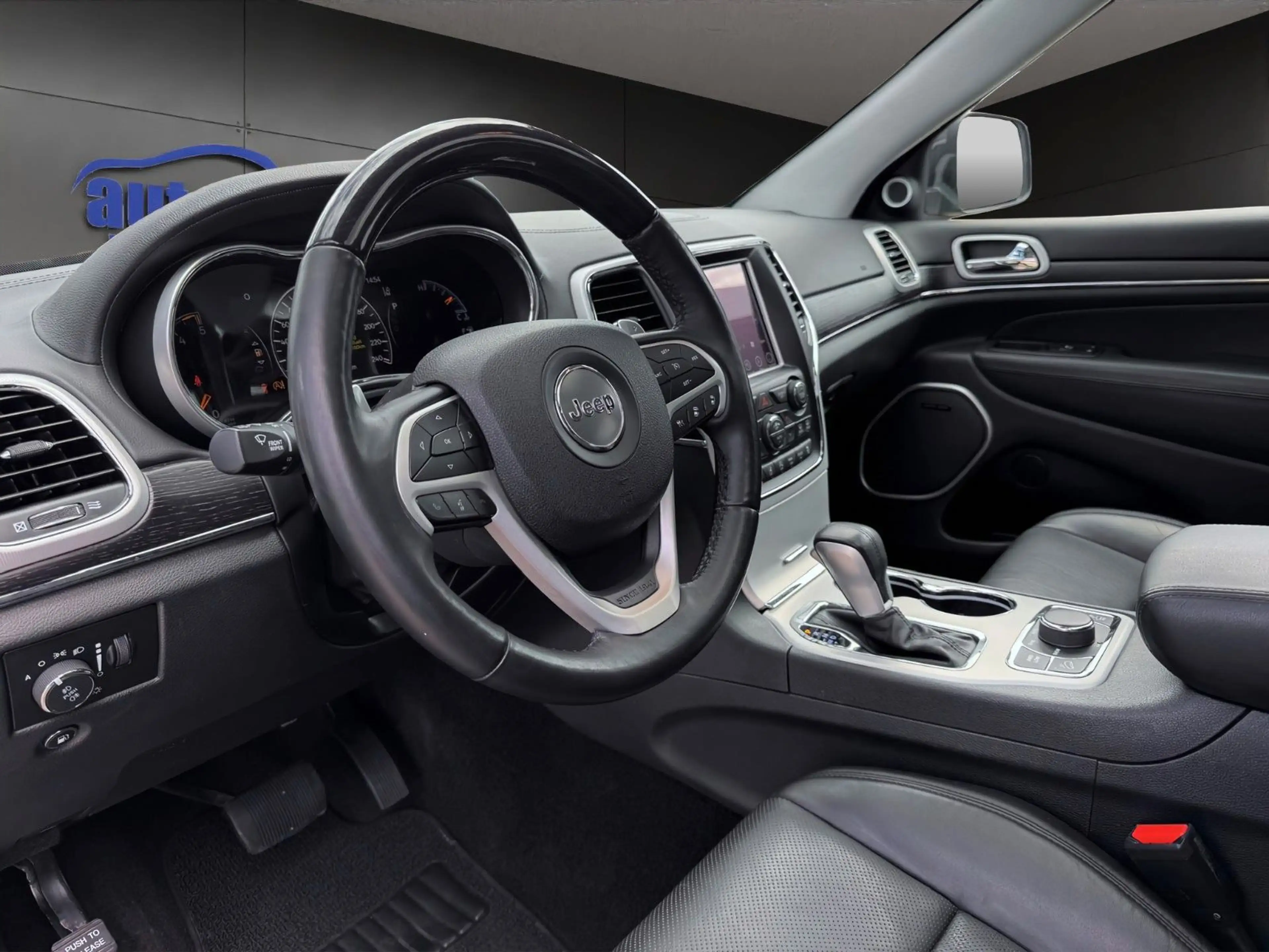 Jeep Grand Cherokee 3.0 CRD Summit AHK°PANO°H&K°4xSHZ — photo 14