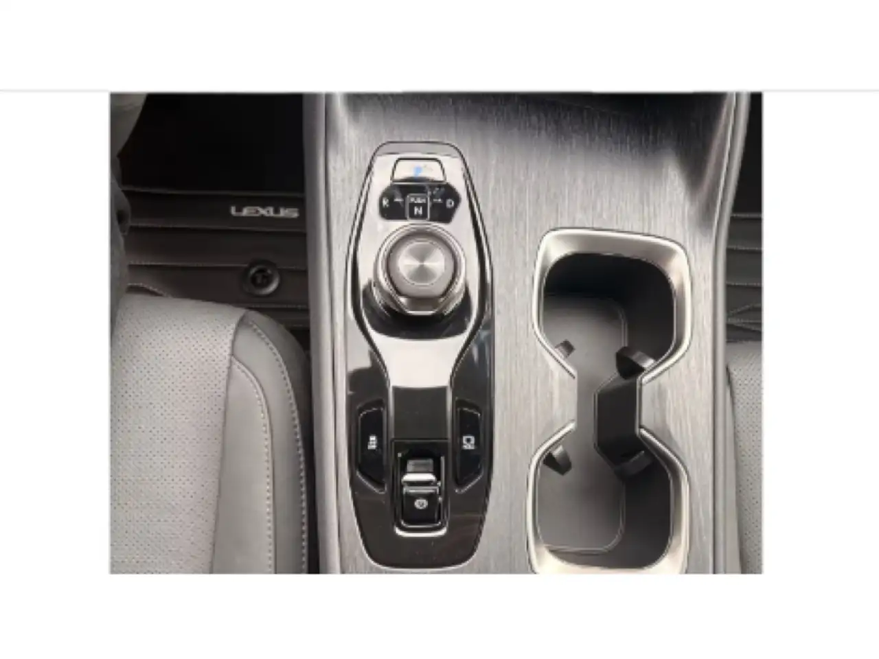 Lexus RZ 350e 165 kW 4x2 5-Türer EXECUTIVE plus Techno 12