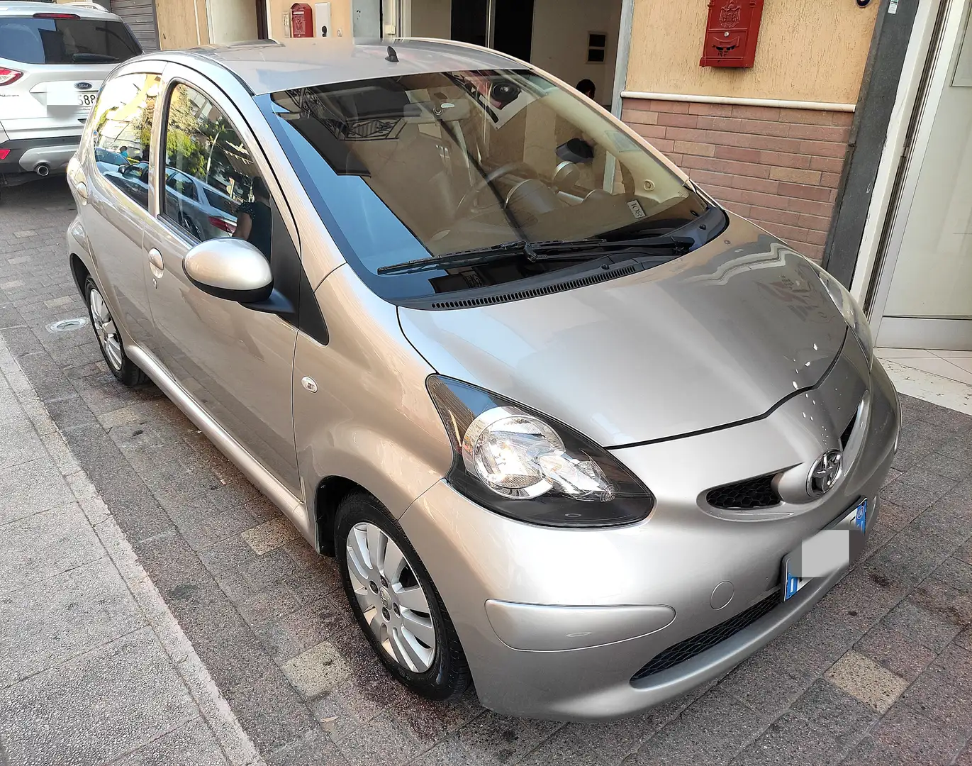 Toyota Aygo Aygo I 2005 5p 1.0 Sol Gris - 1