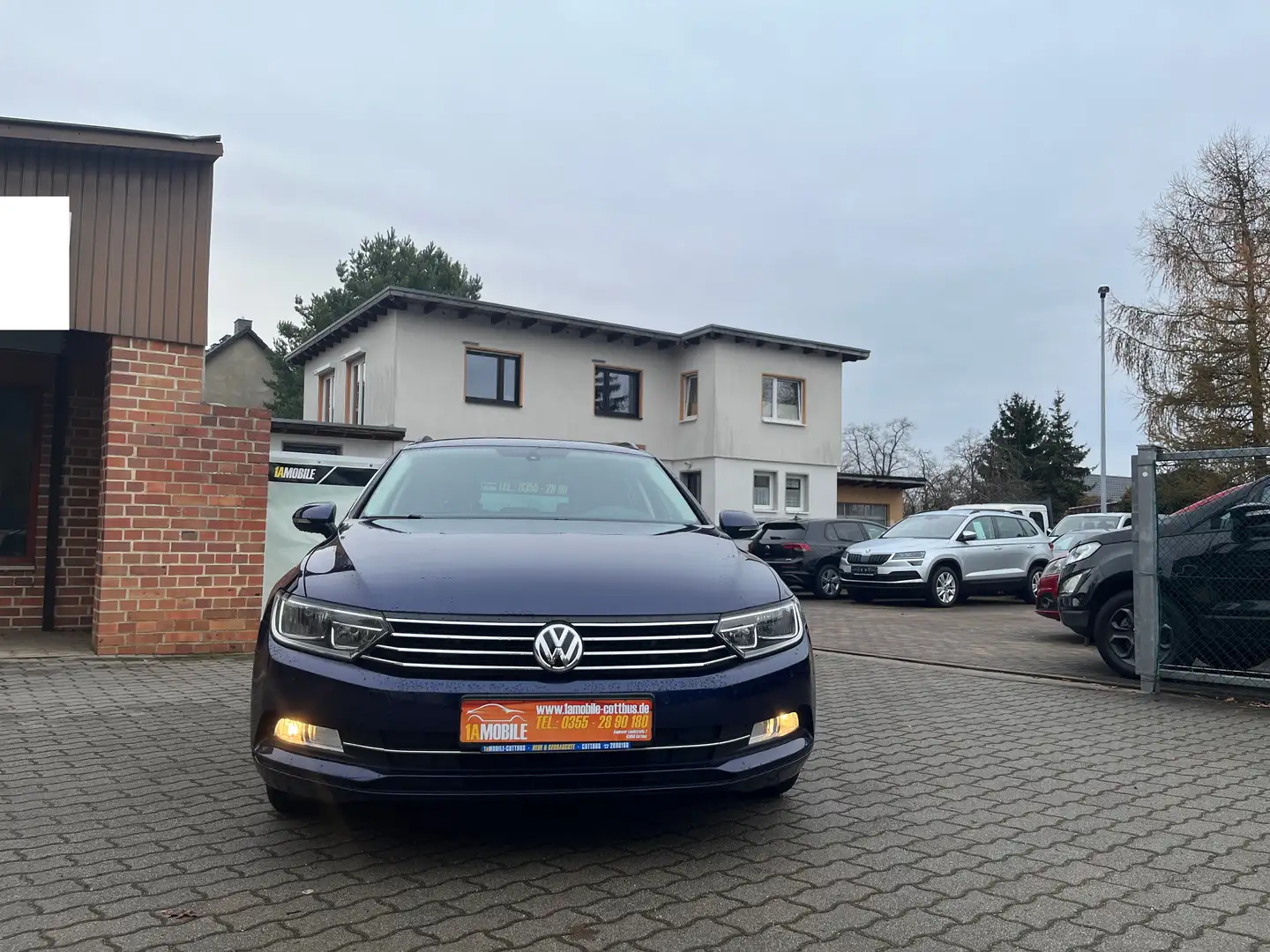Volkswagen Passat Variant Comfortline Automatik Sitzh. AHK Blau - 2