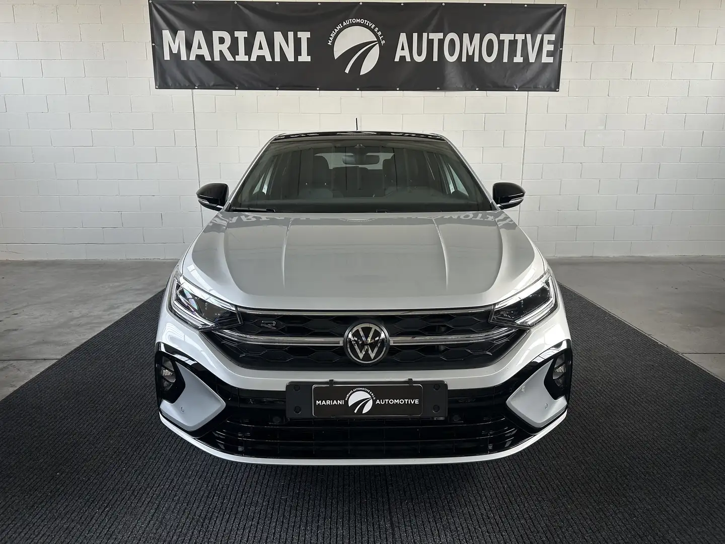 Volkswagen Taigo 1.5 tsi R-Line 150cv dsg  ** TETTO ** Gris - 1