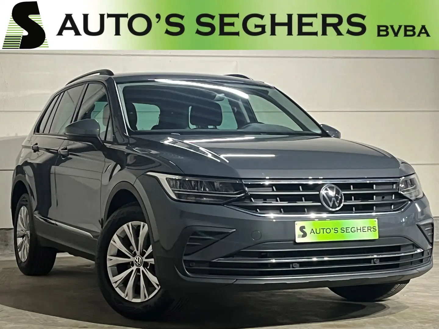 Volkswagen Tiguan 1.5 TSI Life OPF DSG Grijs - 1