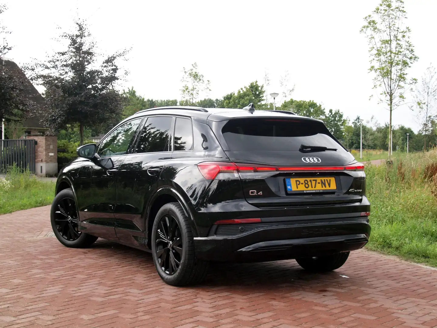 Audi Q4 e-tron 40 Advanced edition 77 kWh | Black Optiek | Apple Zwart - 2