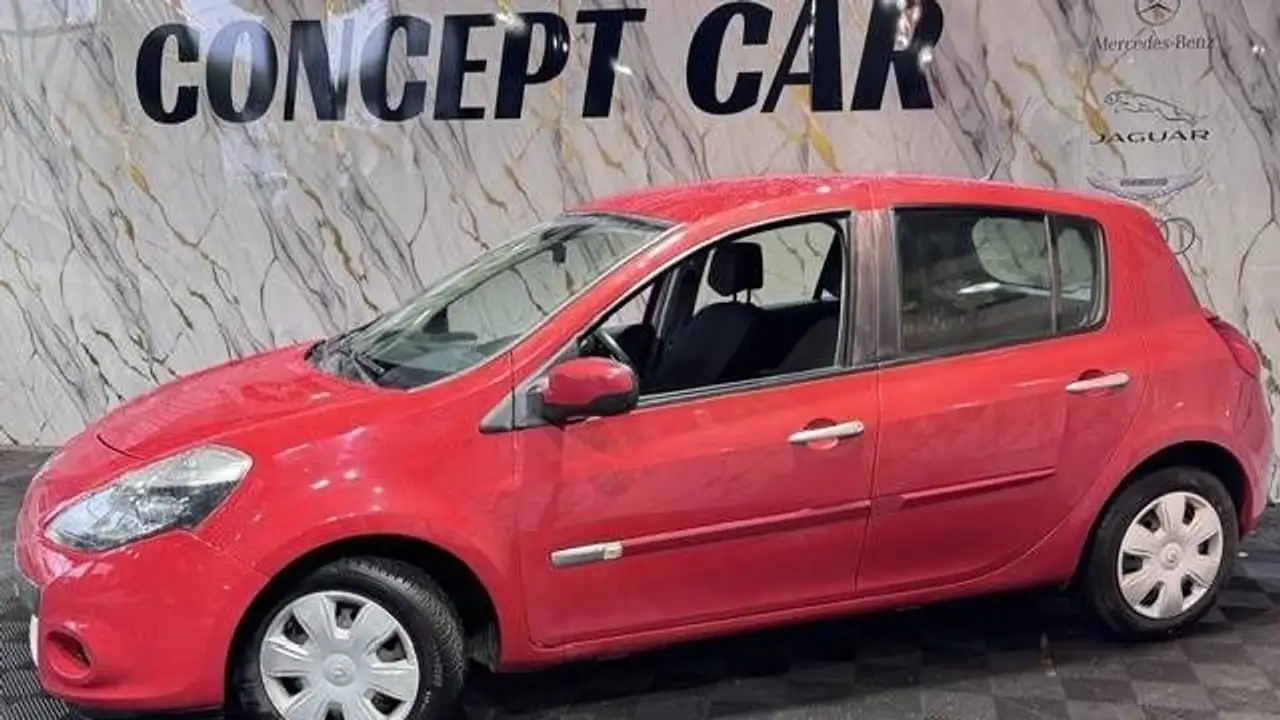 Renault Clio Citadine 3 portes — photo 3