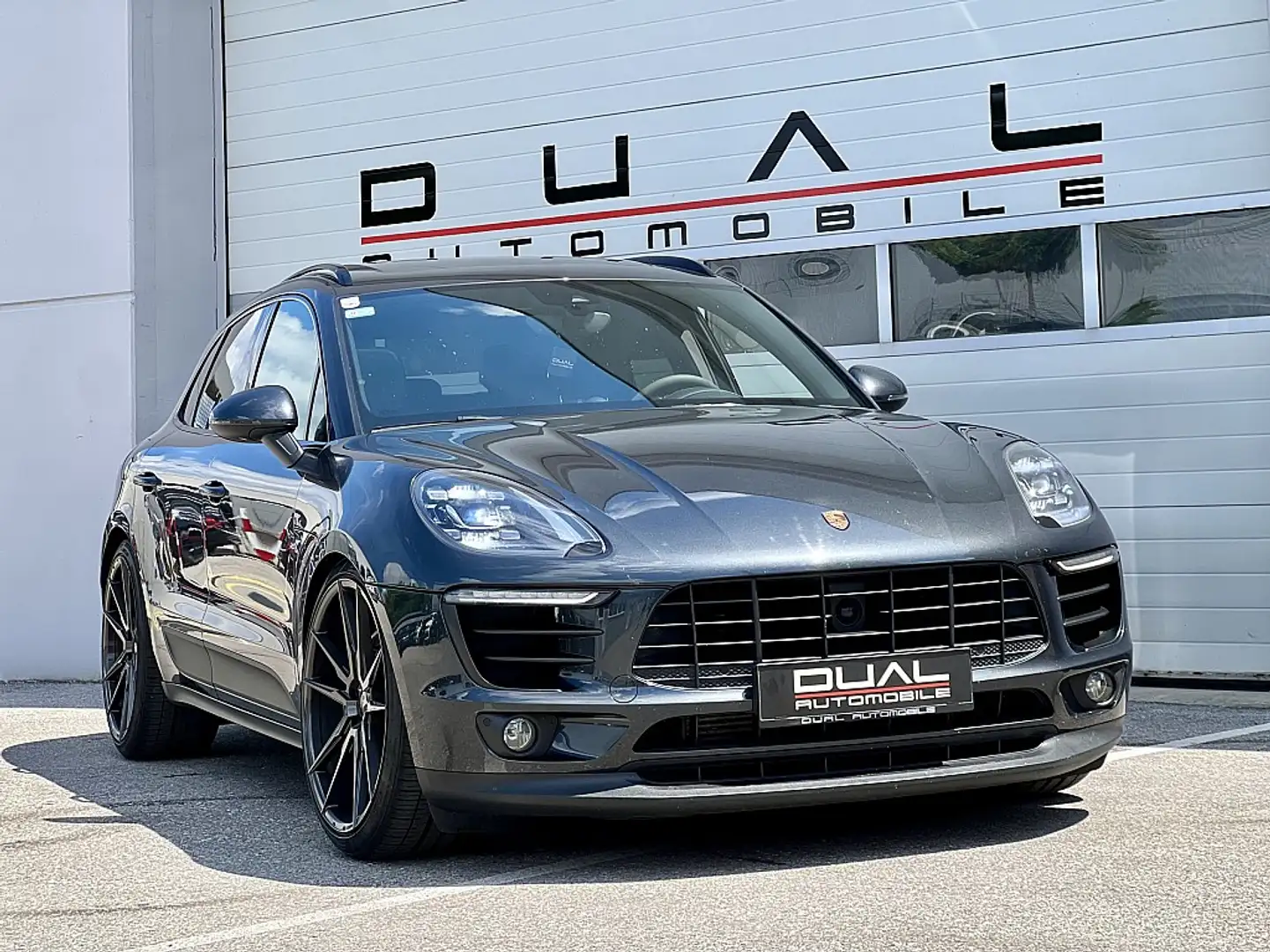 Porsche Macan S Diesel 3,0 DSG/AIR LIFT/SPORT CRONO/PANO/AHK/ACC Grau - 2