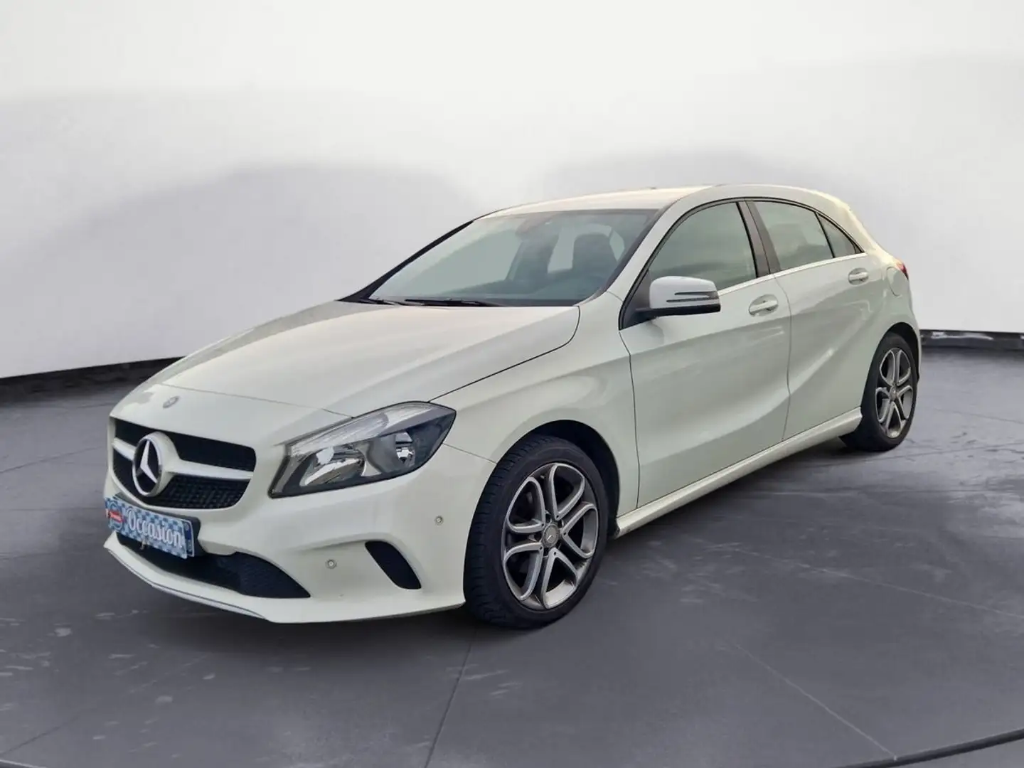 Mercedes-Benz A 180 phase 2 inspiration 180 d Blanc - 1