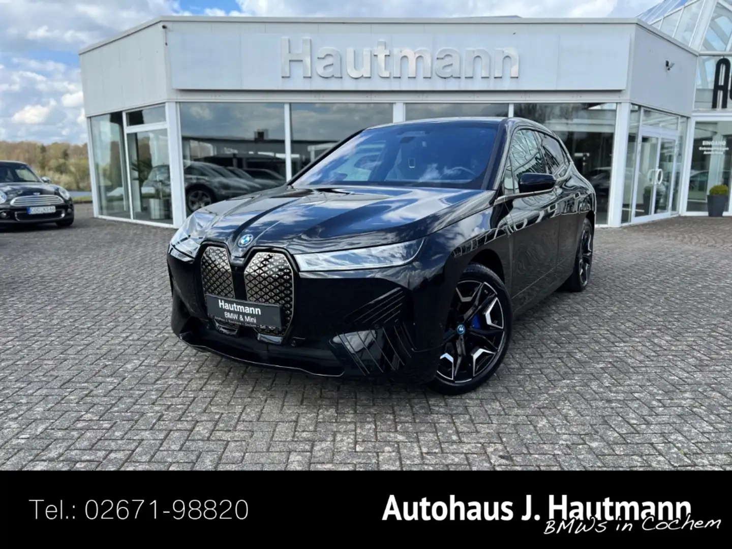BMW iX xDrive 50 +NP:136.580€+AHK+LASER+PANO+B&W+ Zwart - 1