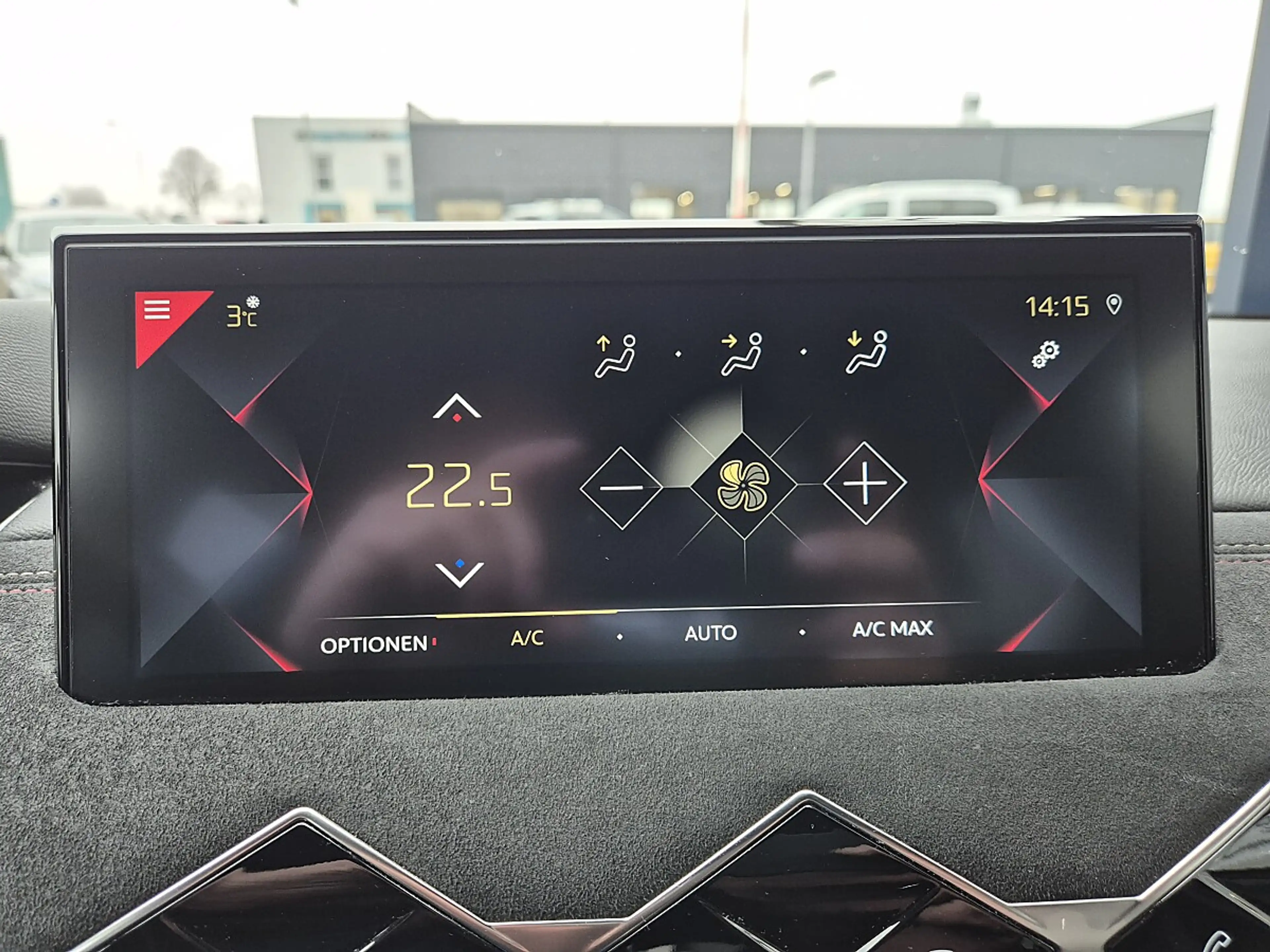 DS Automobiles DS 3 DS3 Crossback PureTech 155 S&S EAT8 Performance... — photo 10
