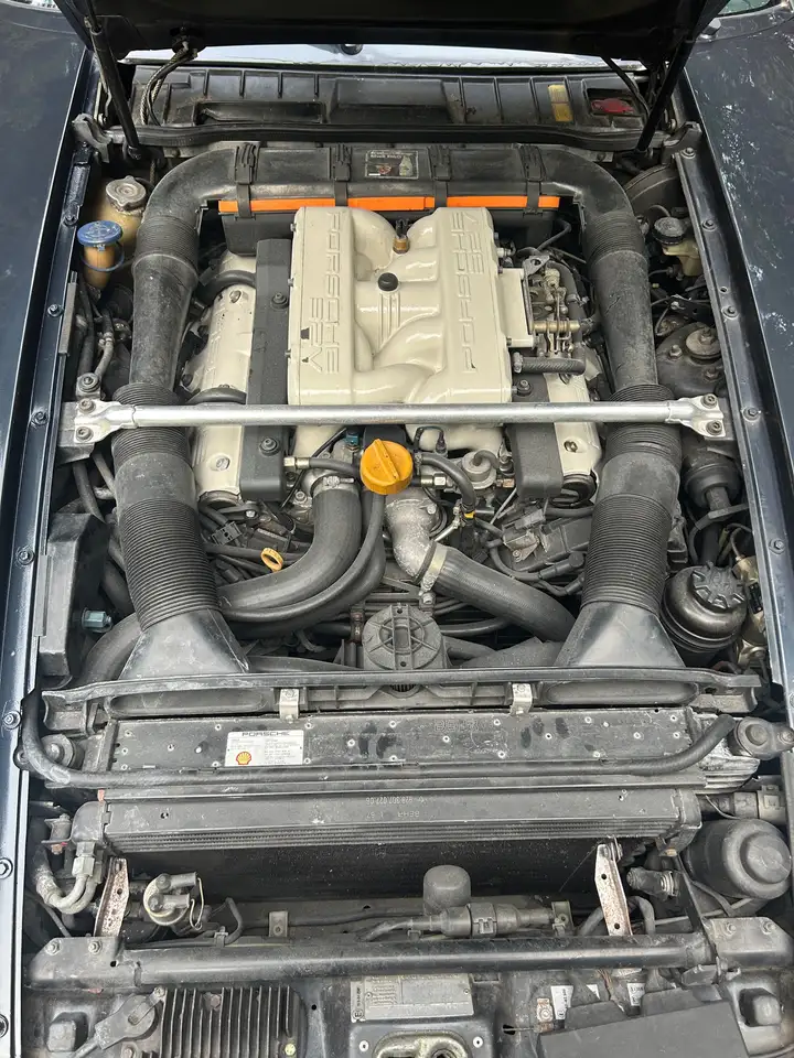 Porsche 928 5.0 S4 A, foto 8