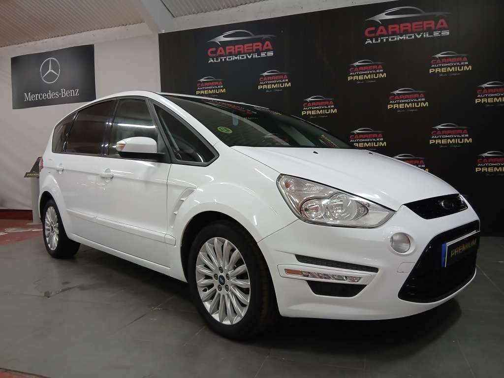 Ford S-Max 2.0TDCI Limited Ed. Powershift 140 - foto 1