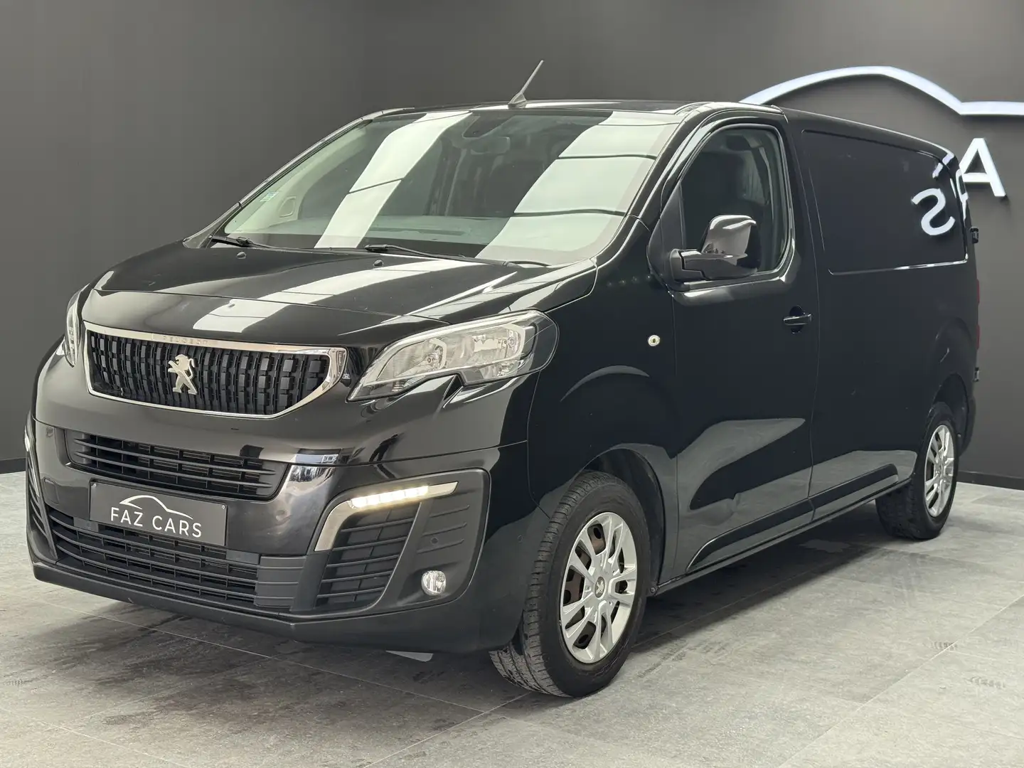 Peugeot Expert 2.0 BlueHDi L2H1 *1ER PROP + CAMERA + GPS + CLIM* Чорний - 2