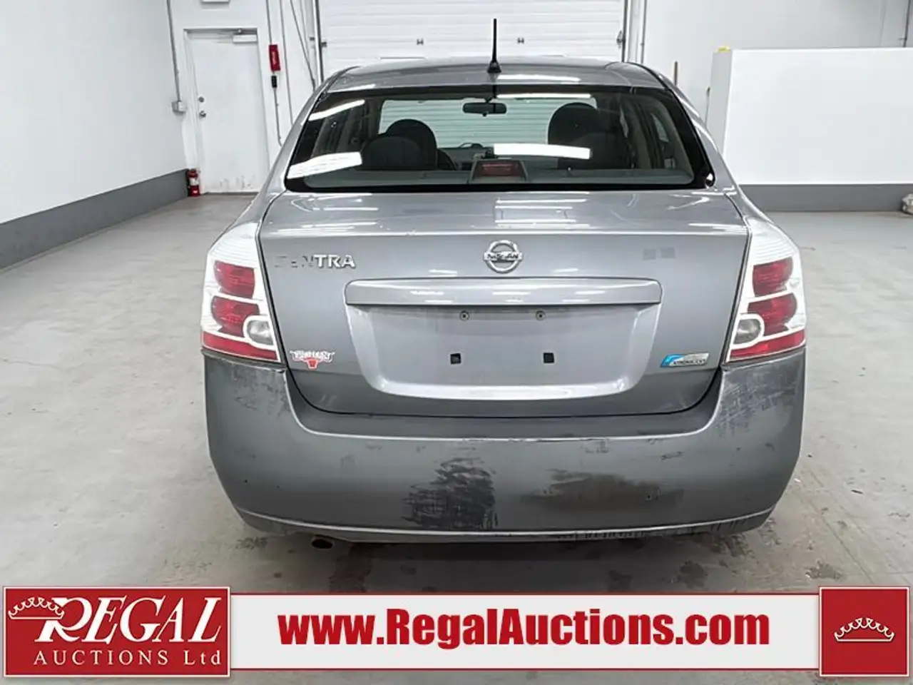 Nissan Sentra снимка Nissan Sentra