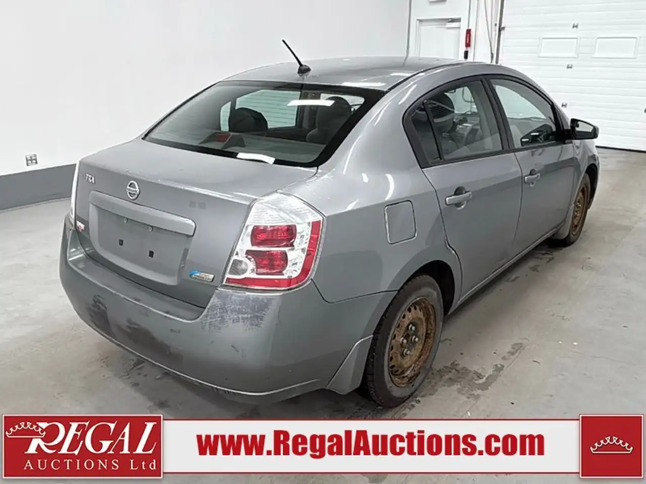 Nissan Sentra снимка Nissan Sentra