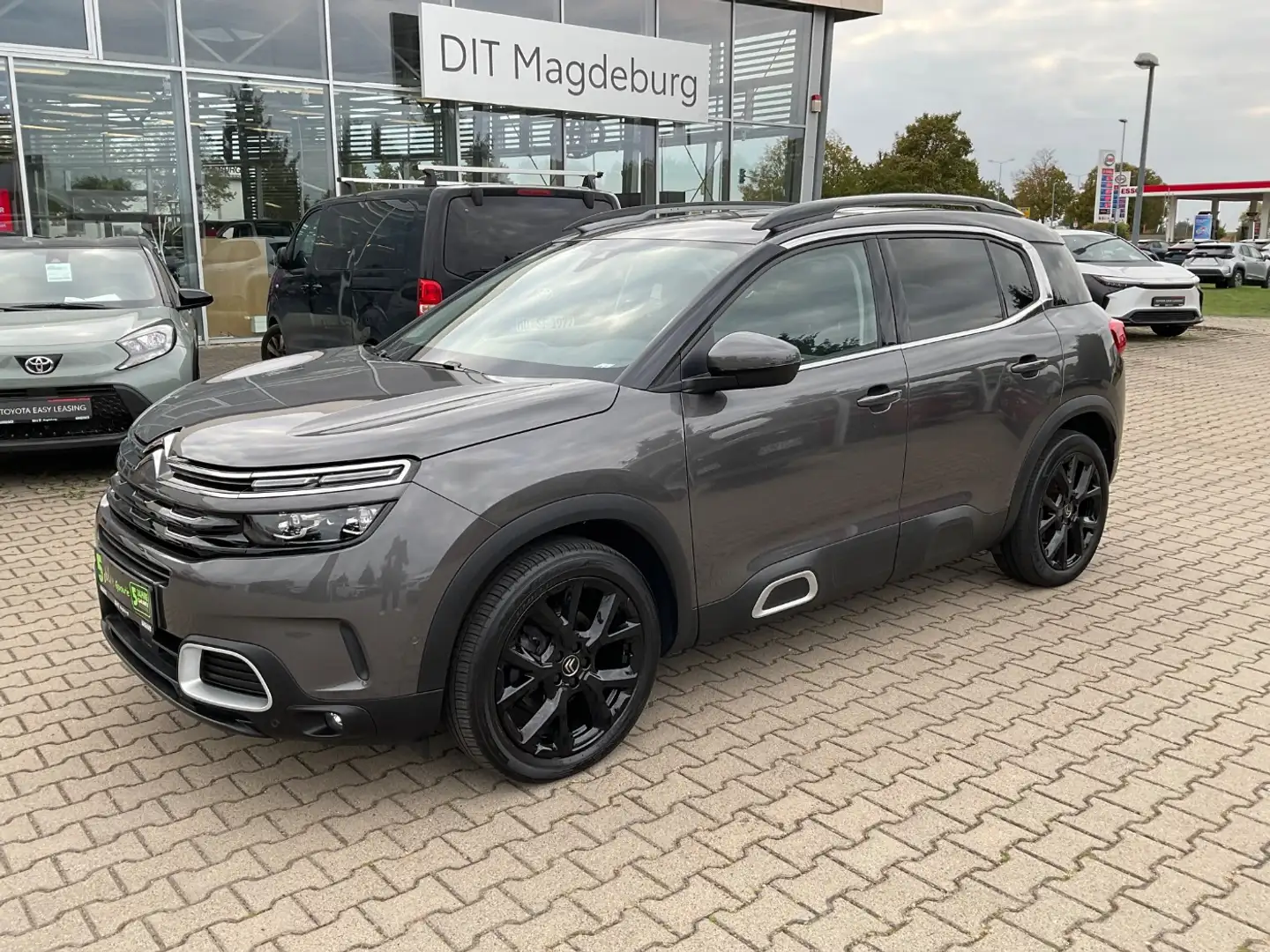Citroen C5 Aircross 1.2 S&S Shine AHK+LED+Pano+Navi+Carp. Šedá - 2