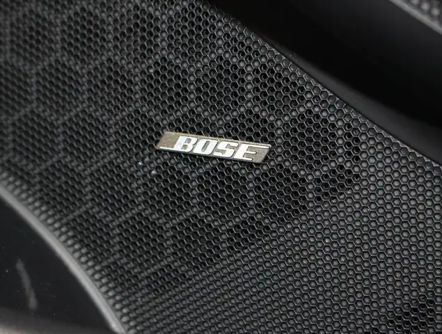 Porsche 911 view 25