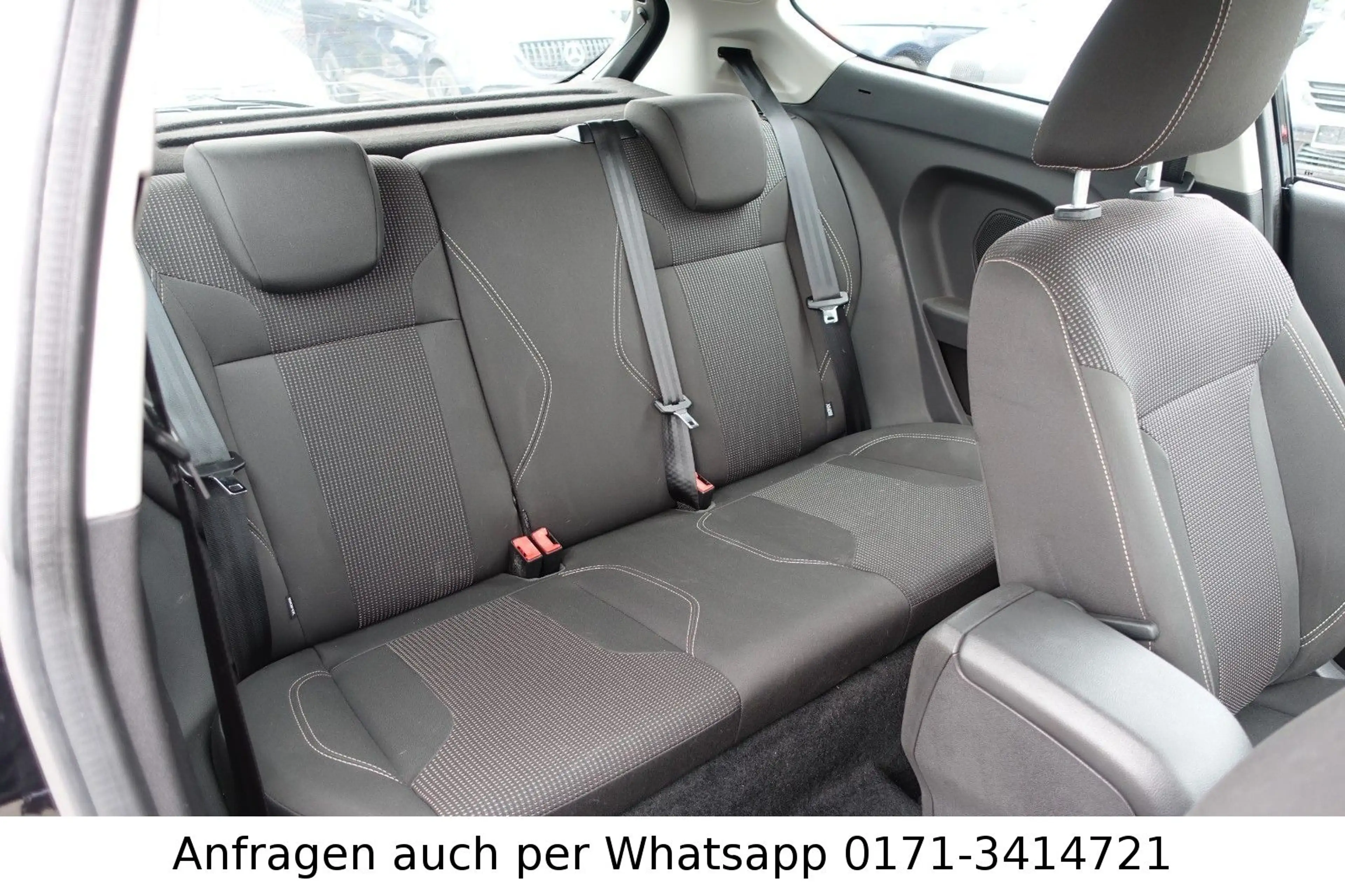 Ford Fiesta 1.0 Titanium — photo 10
