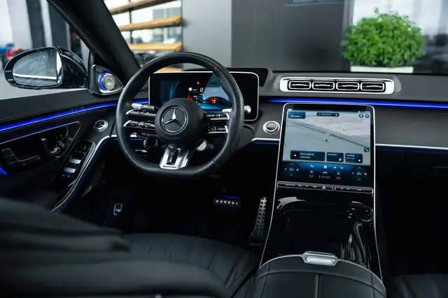 Mercedes-Benz S Class view 12