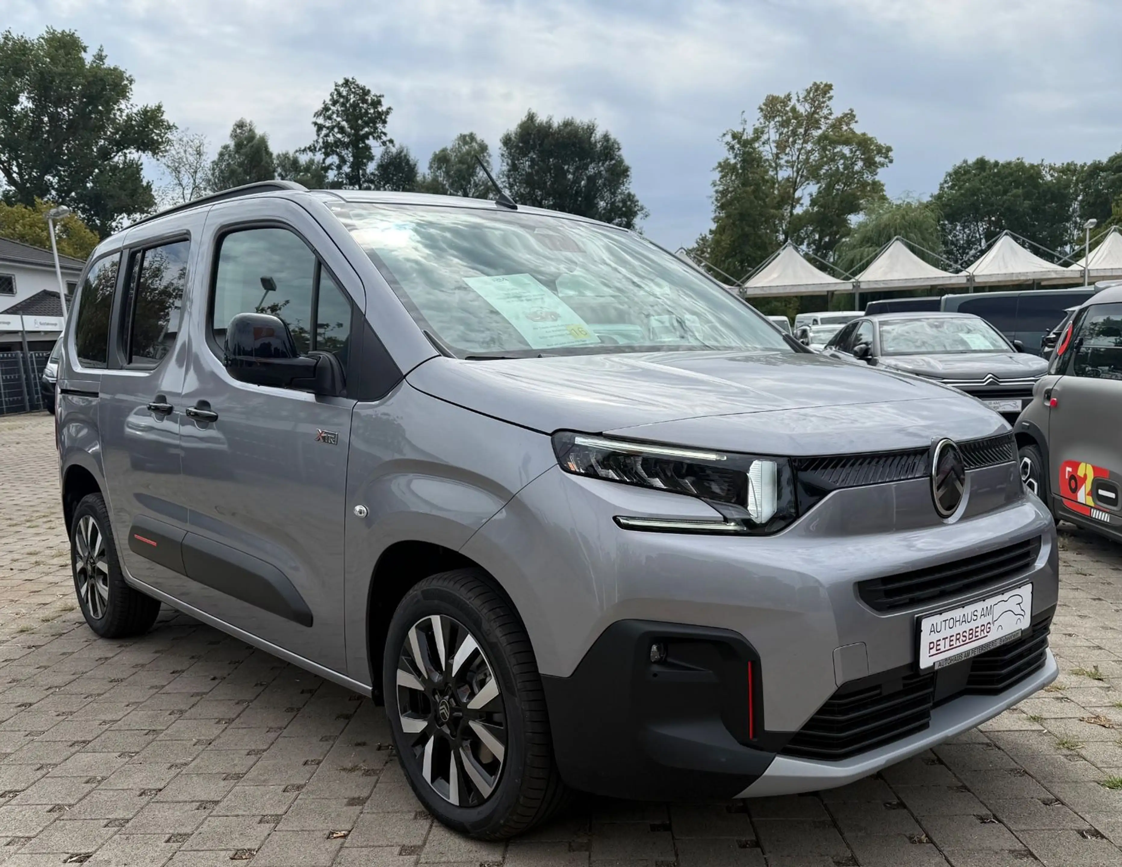 Citroen Berlingo XTR Max M *PANO*SHZ* — photo 3