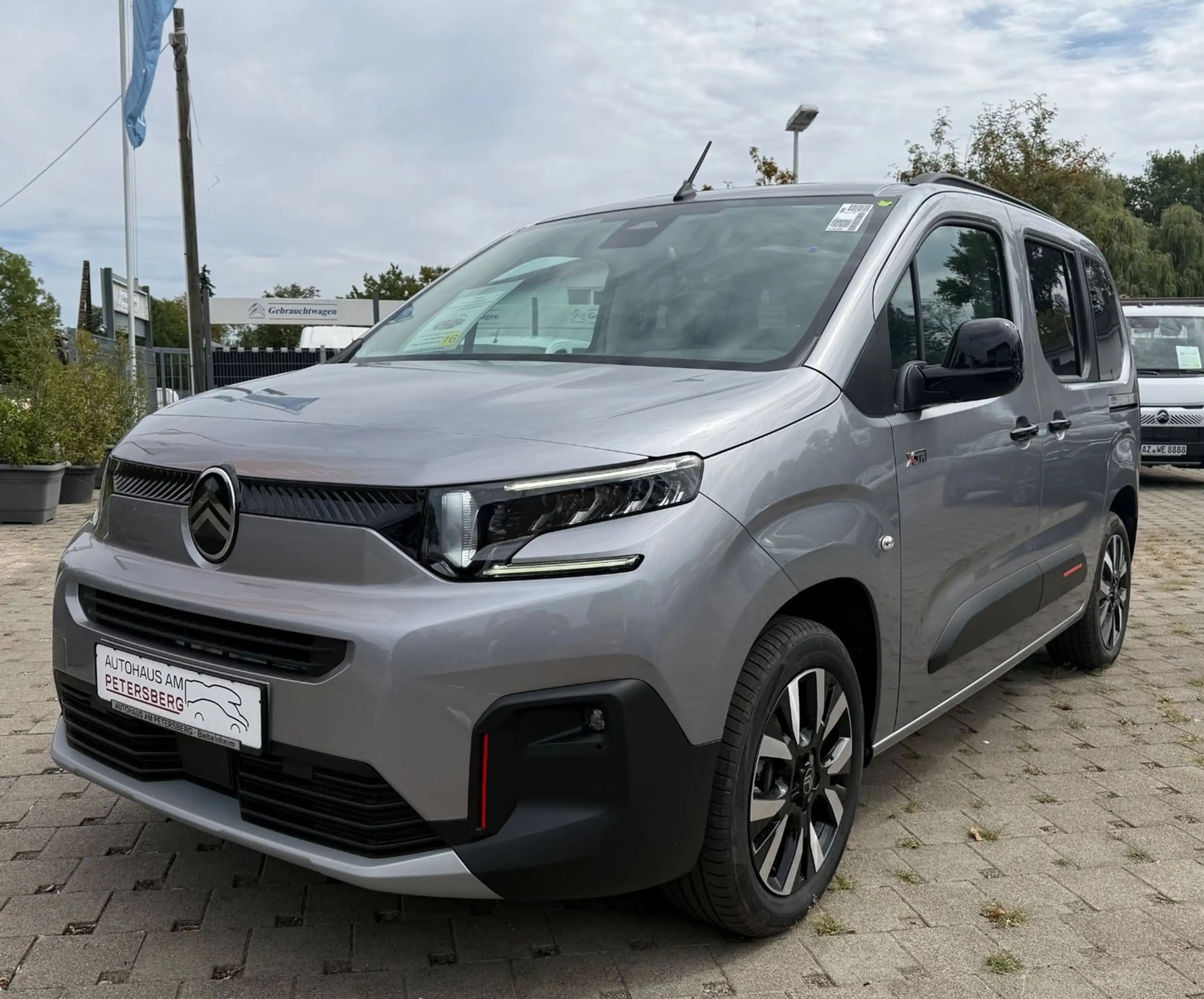 Citroen Berlingo XTR Max M *PANO*SHZ*