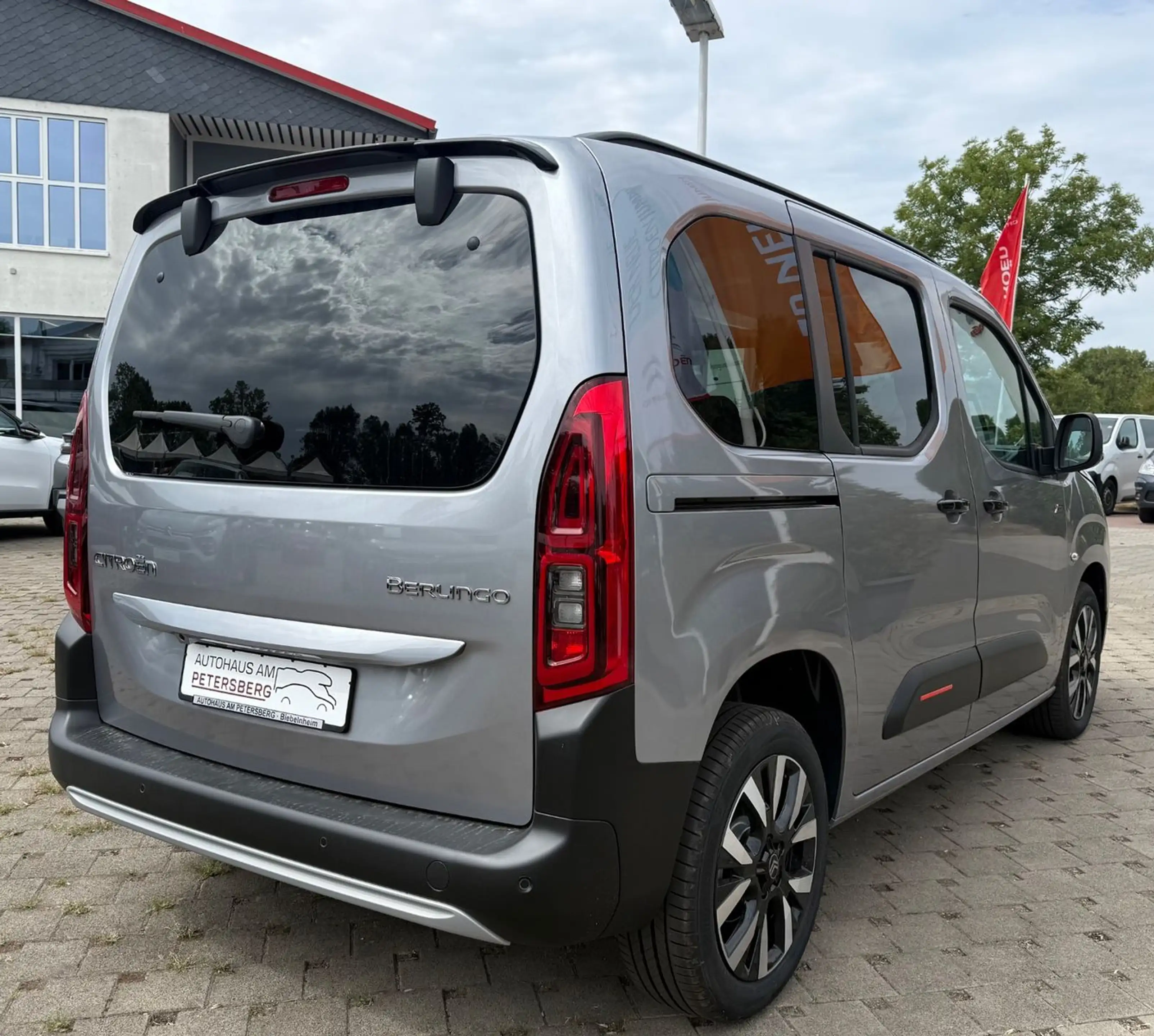 Citroen Berlingo XTR Max M *PANO*SHZ* — photo 4