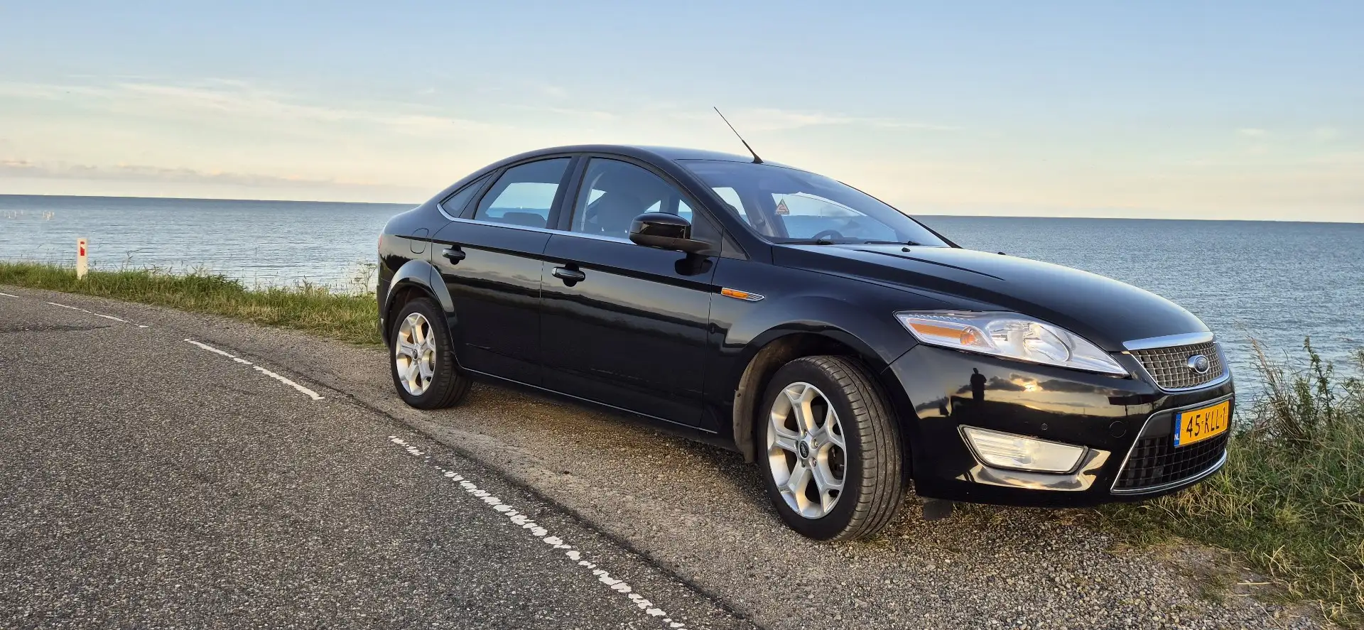 Ford Mondeo Limited - 1
