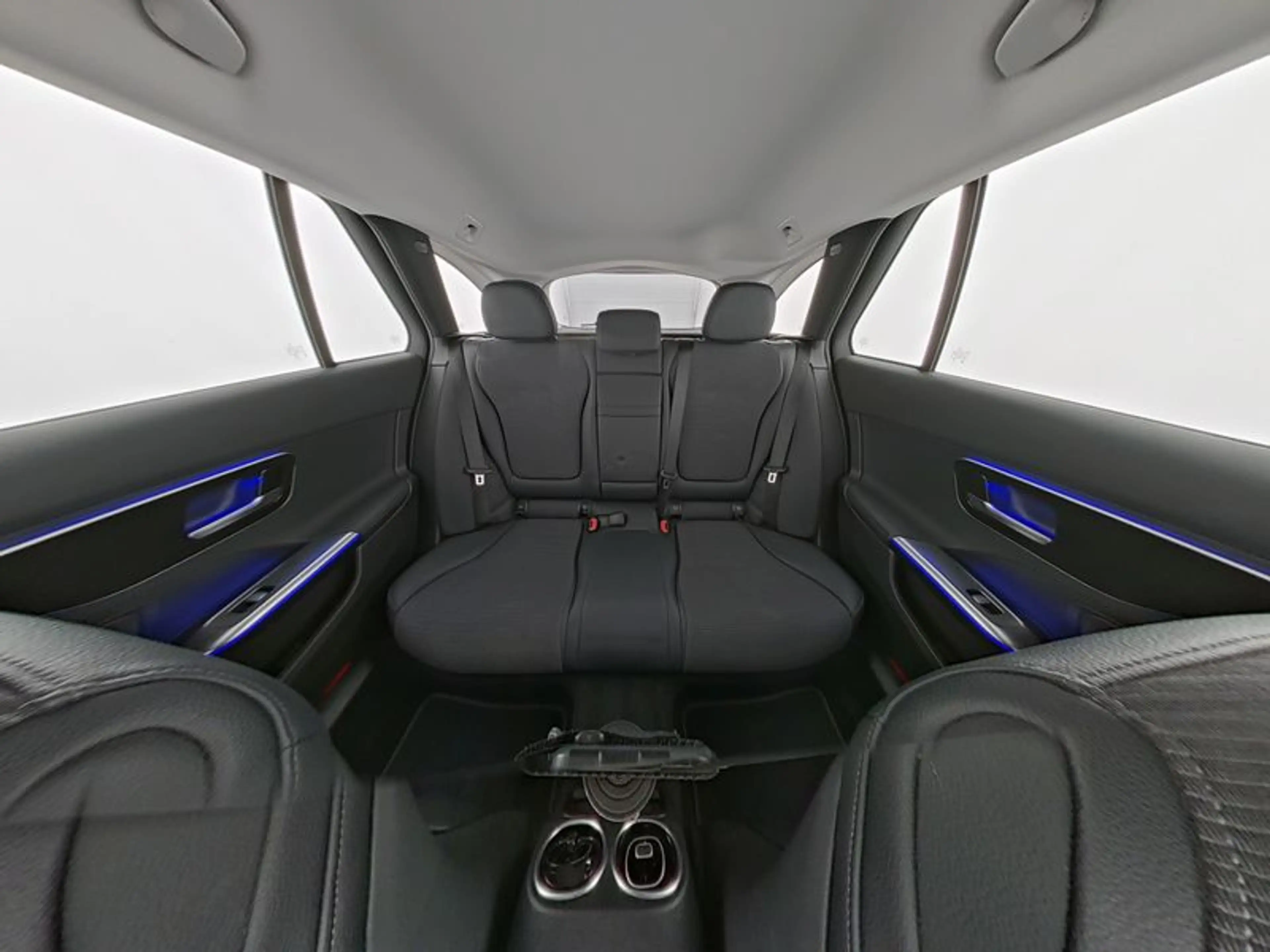 Mercedes-Benz C 180 T Avantgarde/LED/Cam/Memo/Totw/EASY-P/17' — photo 10