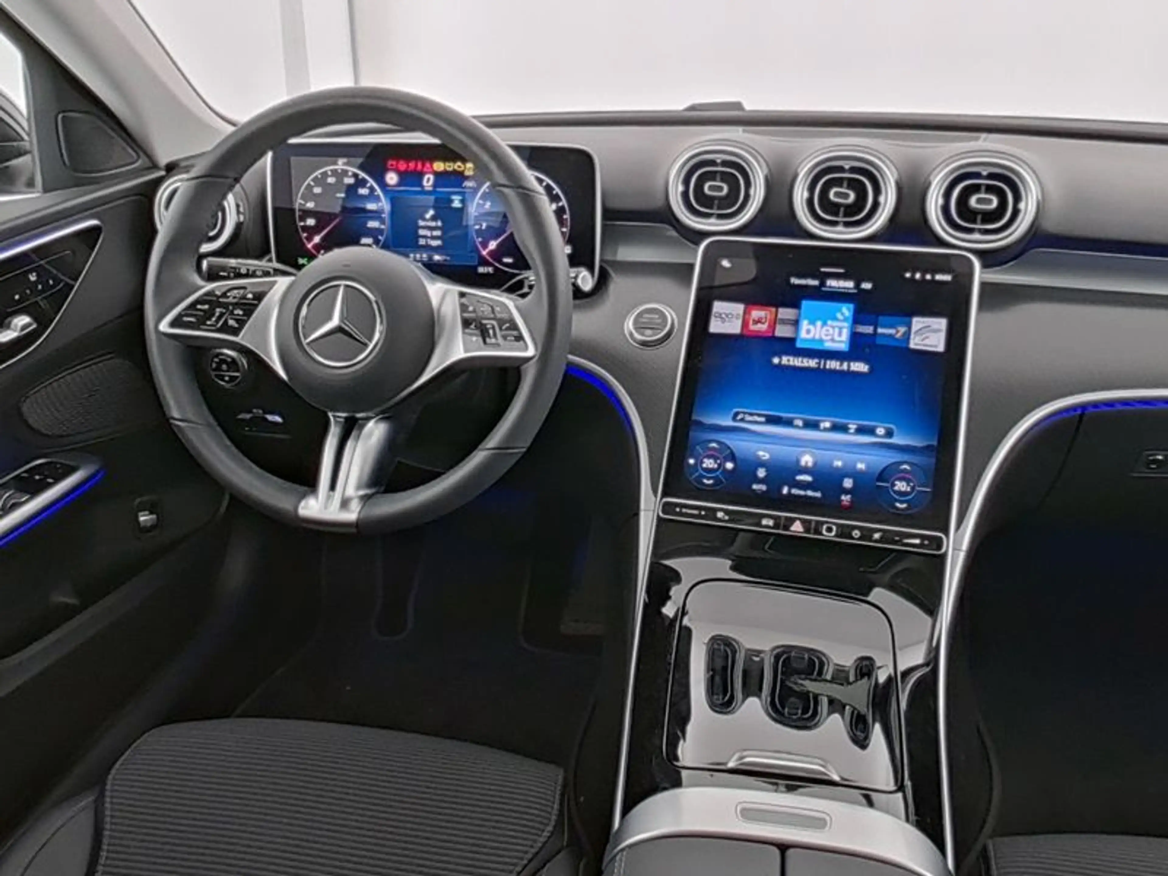 Mercedes-Benz C 180 T Avantgarde/LED/Cam/Memo/Totw/EASY-P/17' — photo 7