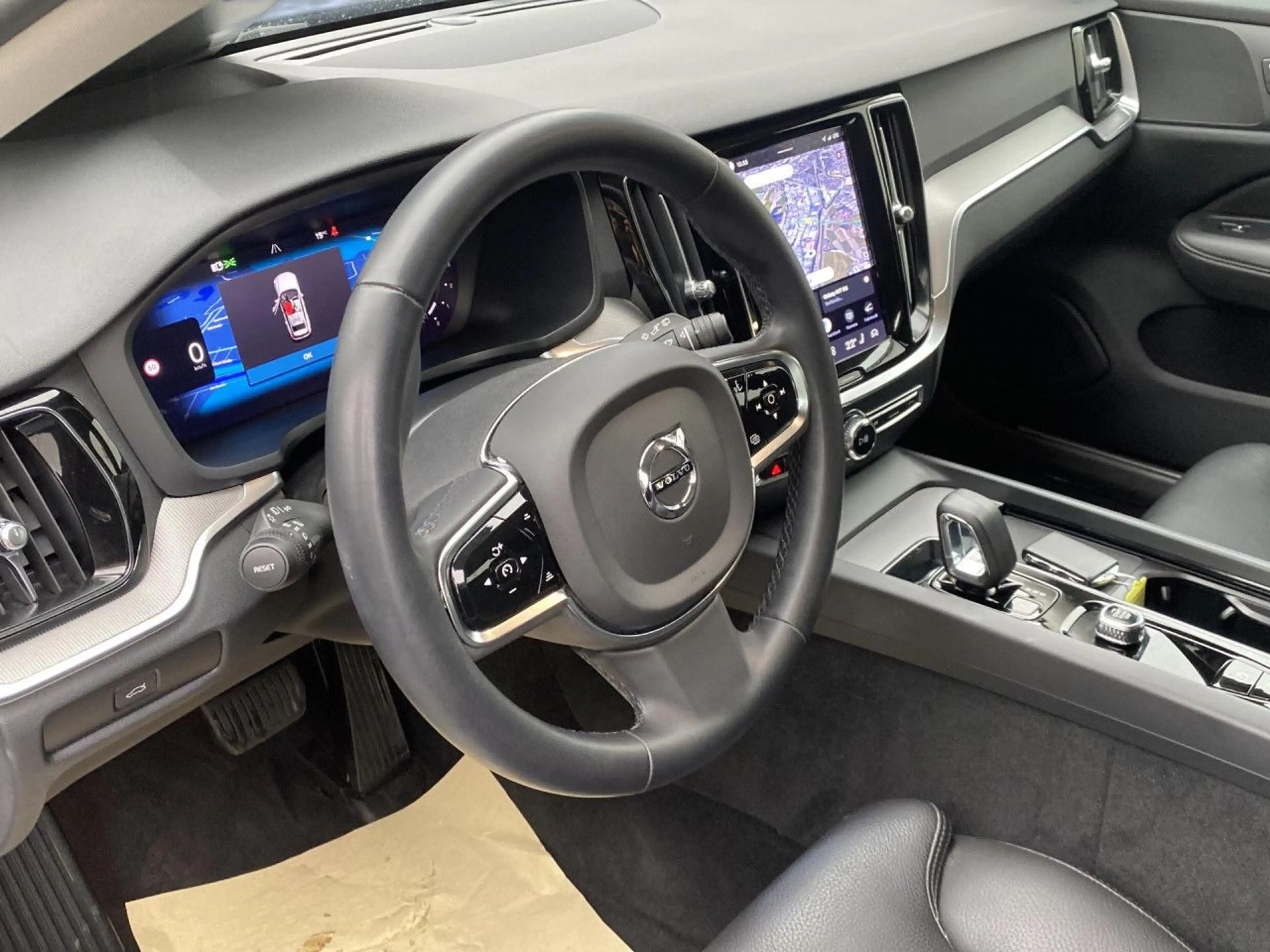 Volvo V60 Cross Country V60 CC Plus AWD Bluetooth Navi LED Vollleder Klima — photo 13