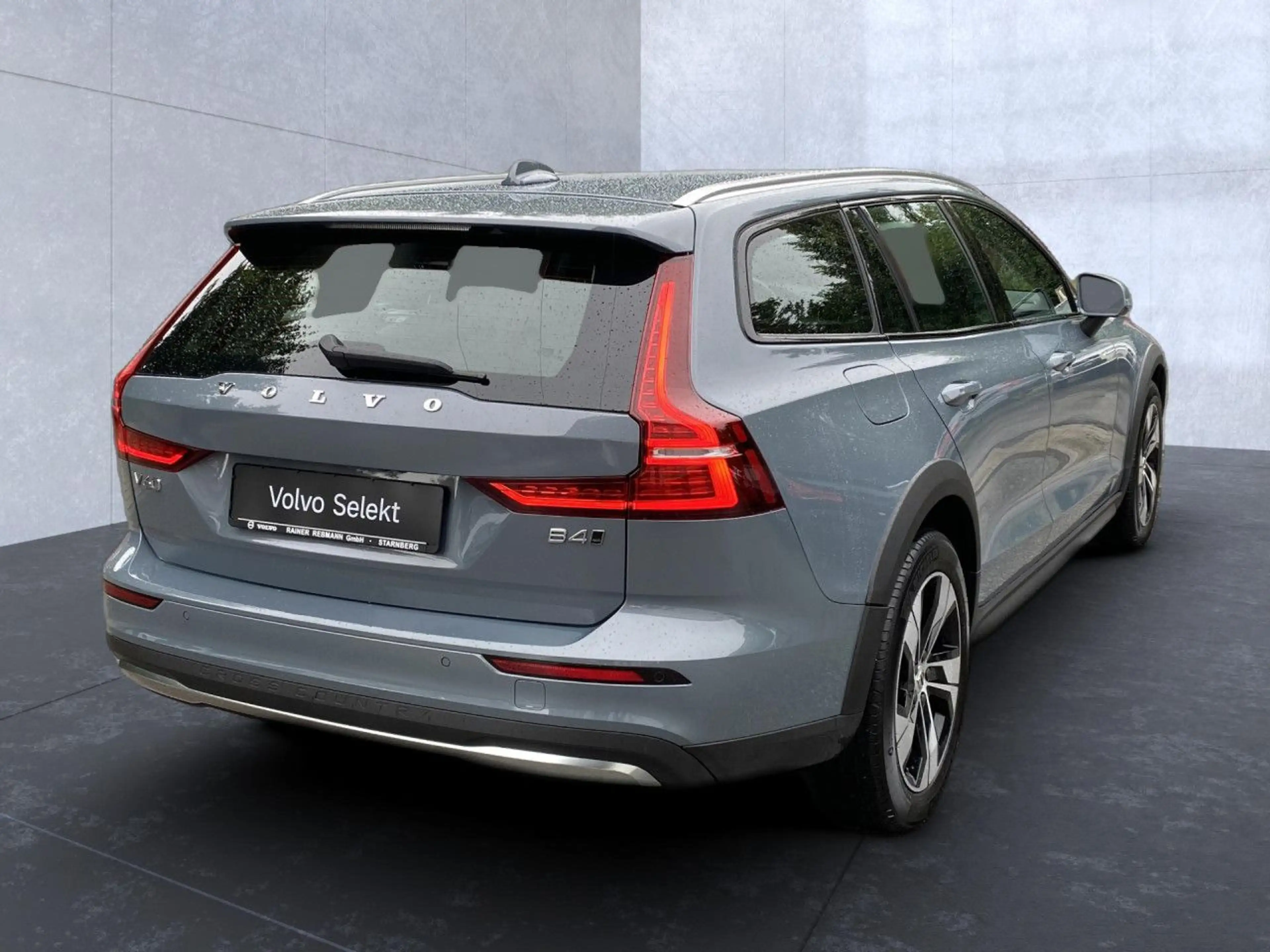 Volvo V60 Cross Country V60 CC Plus AWD Bluetooth Navi LED Vollleder Klima — photo 4