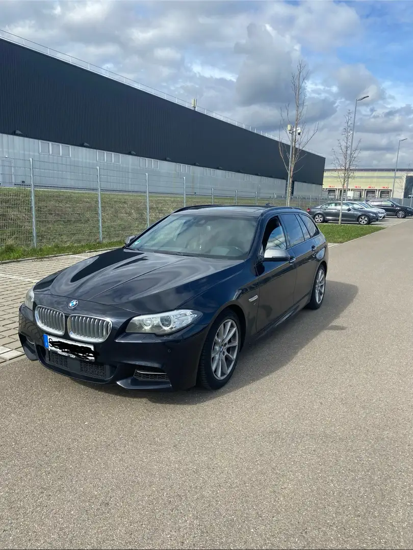 BMW M550 M550d xDrive Schwarz - 1
