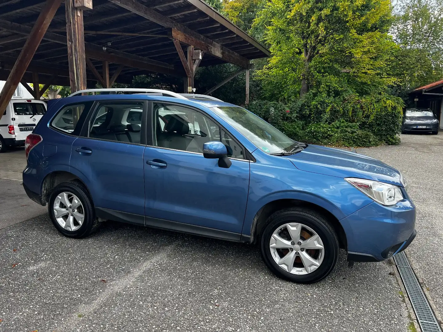Subaru Forester Exclusive 2,0TD 1.Hd SH Motor startet n Blue - 1