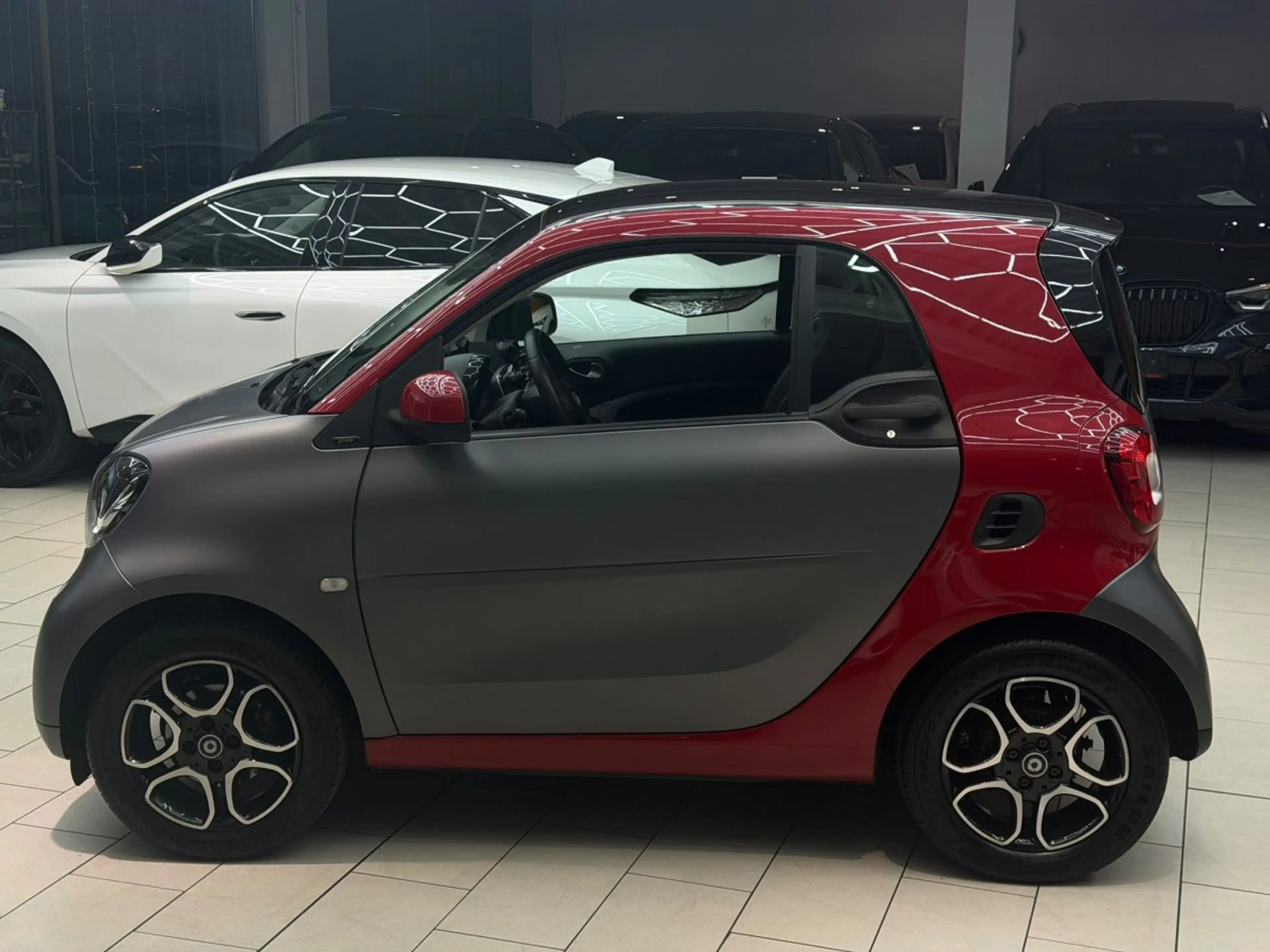 smart forTwo coupe prime (66kW) Automatik Klima Leder Pano LED- — photo 4