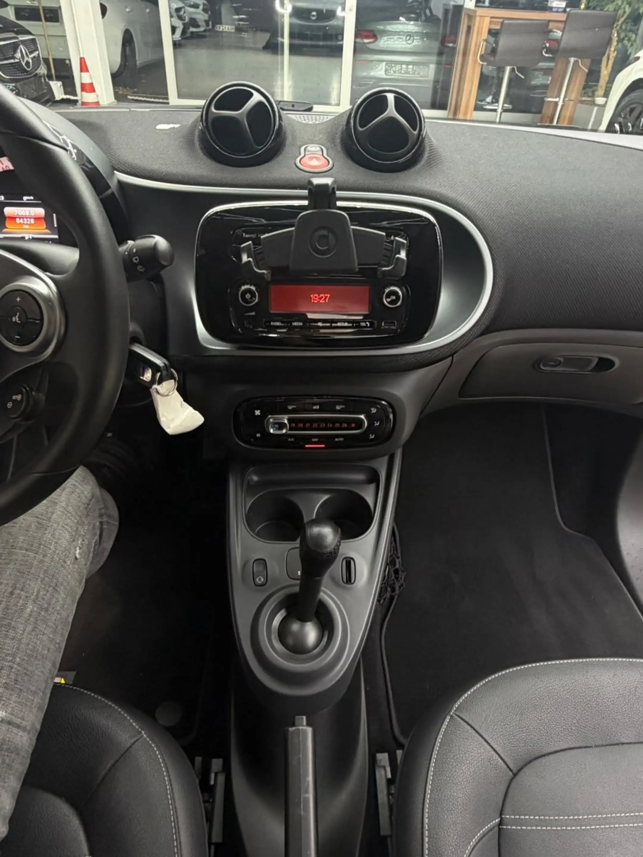 smart forTwo coupe prime (66kW) Automatik Klima Leder Pano LED- — photo 12