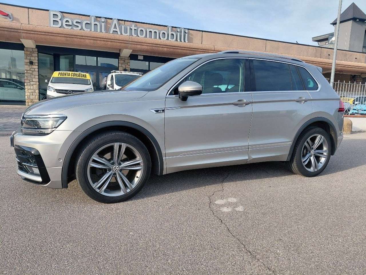 Volkswagen Tiguan 2.0 TDI SCR 4MOTION R-LINE BlueMotion Technology