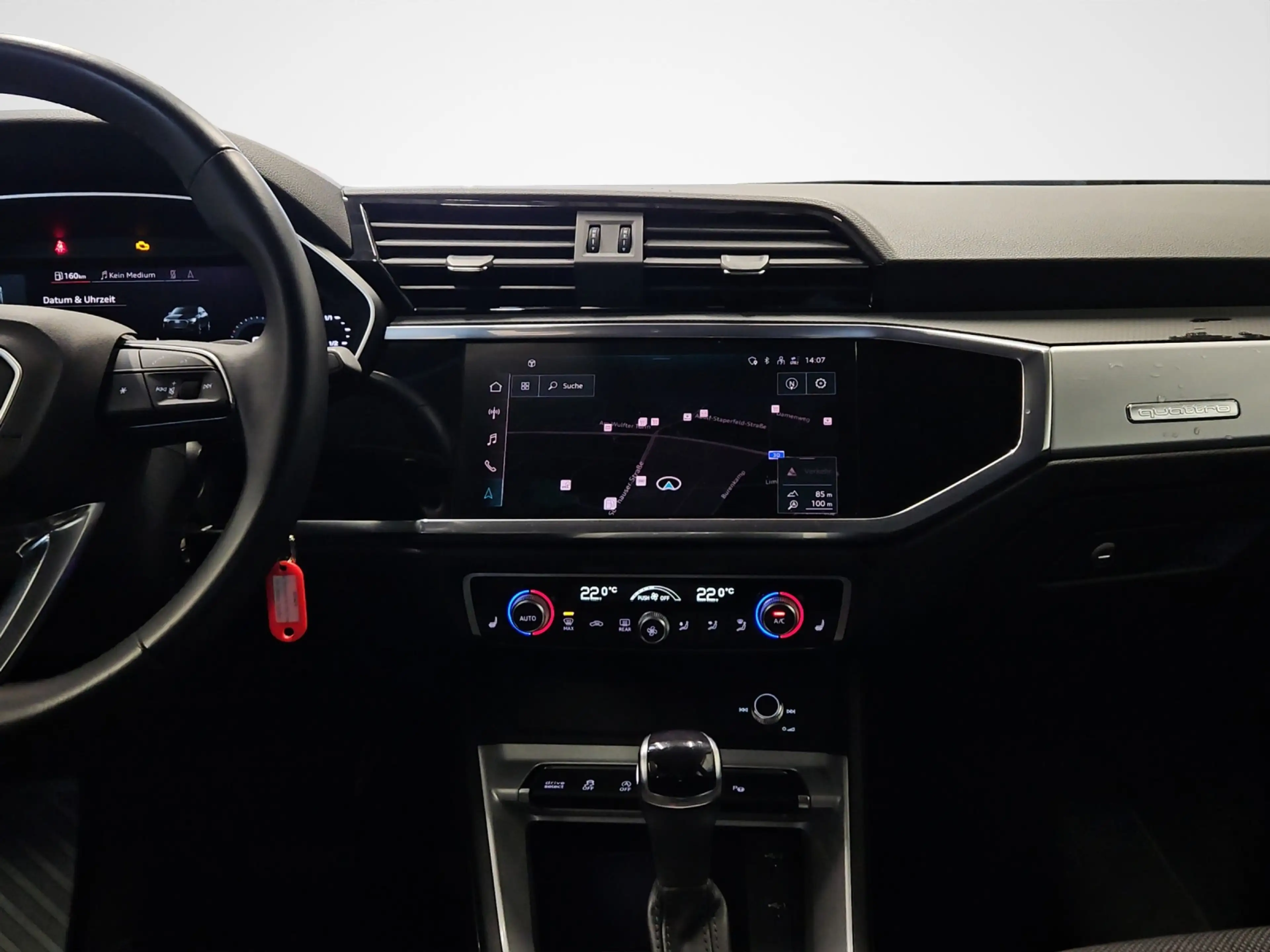 Audi Q3 Sportback 40 TFSI quattro S line NaviPlus AHK A... — photo 10