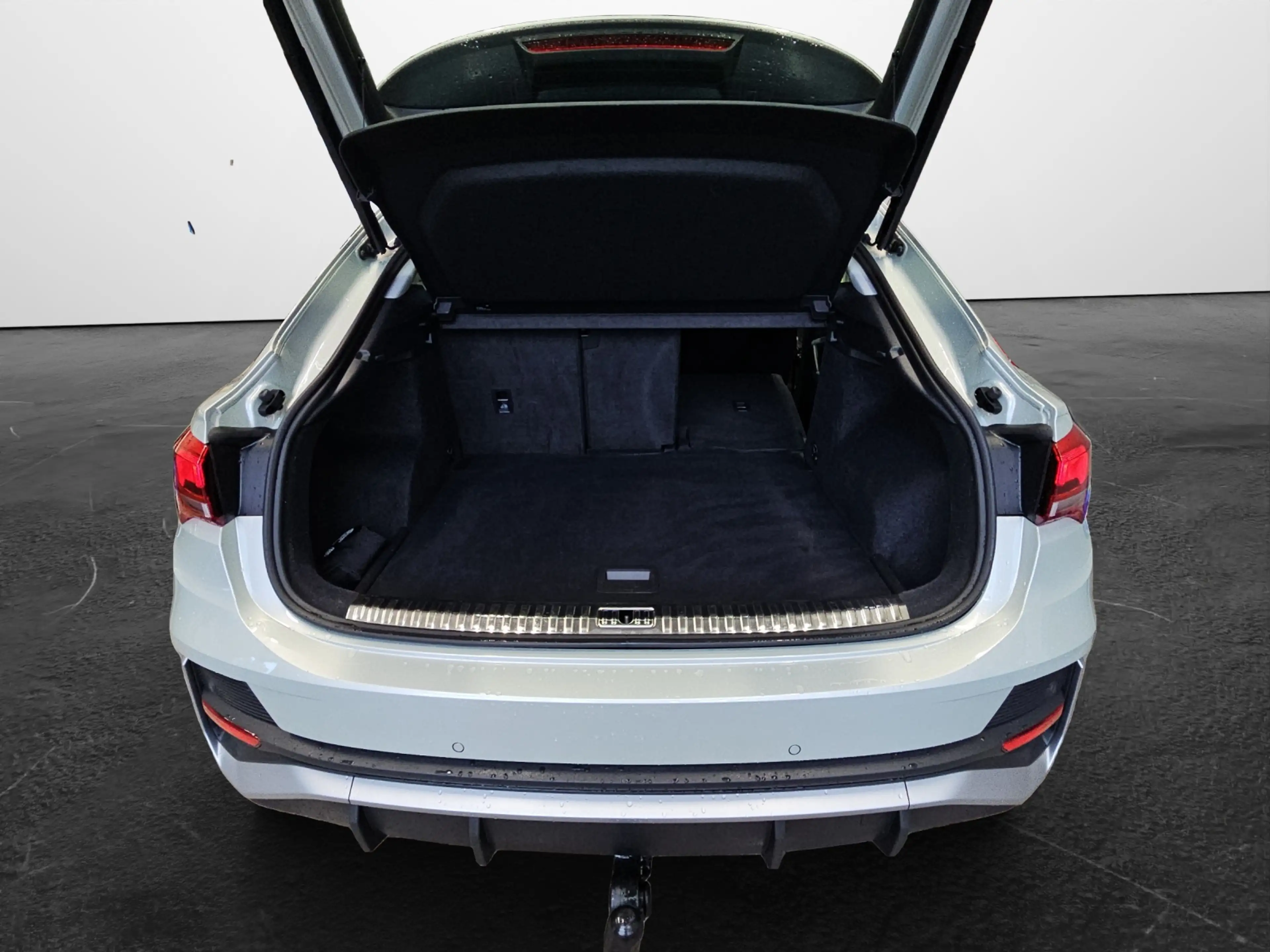 Audi Q3 Sportback 40 TFSI quattro S line NaviPlus AHK A... — photo 12