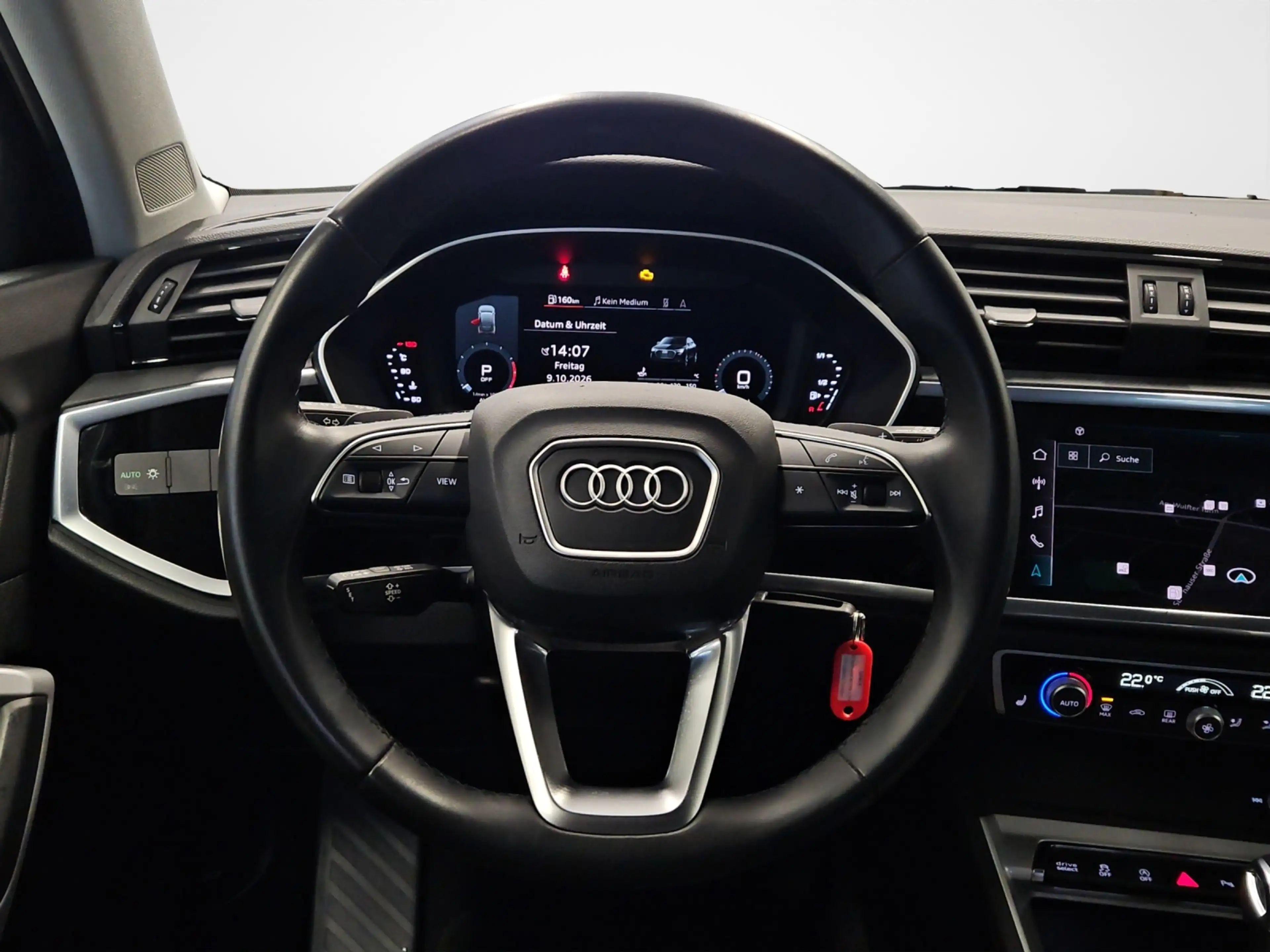 Audi Q3 Sportback 40 TFSI quattro S line NaviPlus AHK A... — photo 9