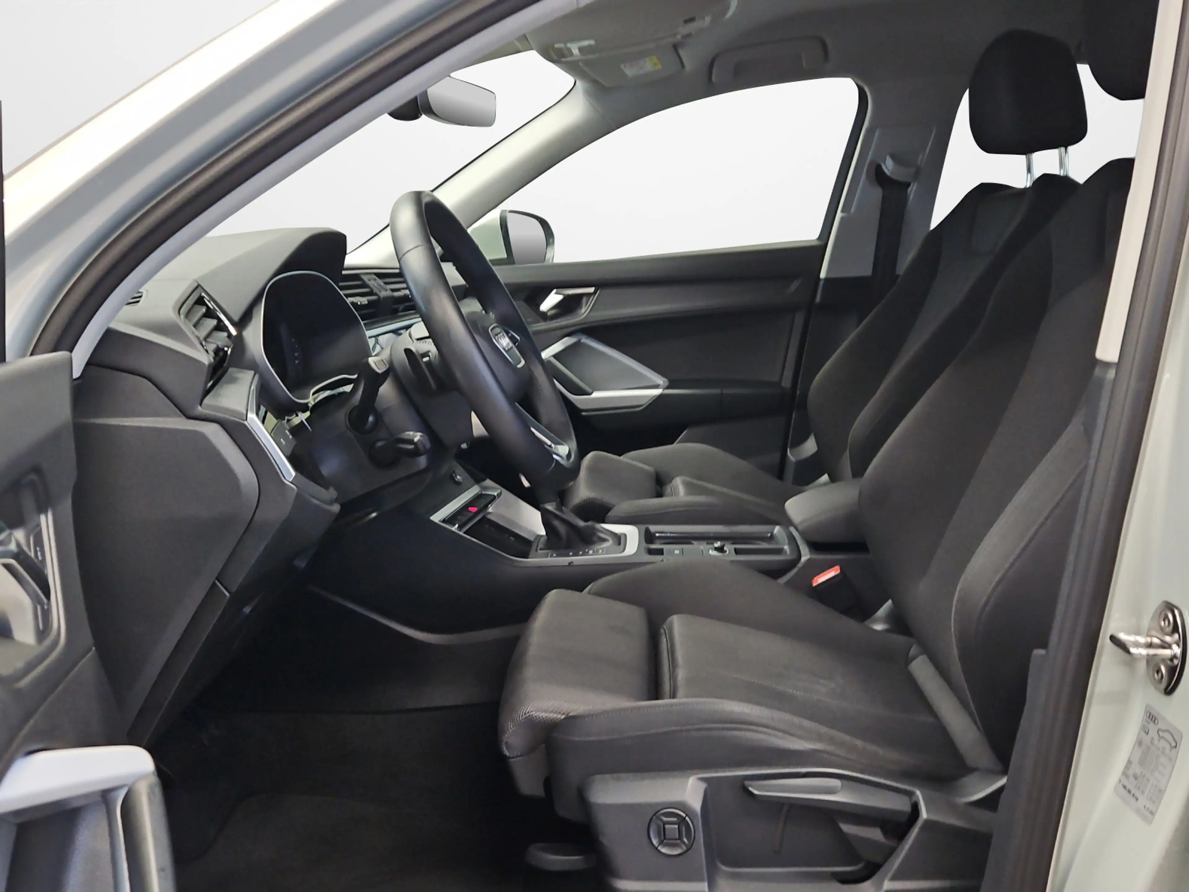 Audi Q3 Sportback 40 TFSI quattro S line NaviPlus AHK A... — photo 7