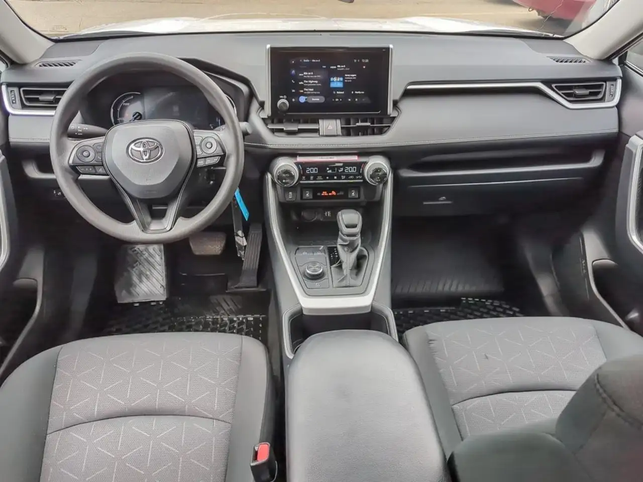 Toyota RAV 4 снимка Toyota RAV 4