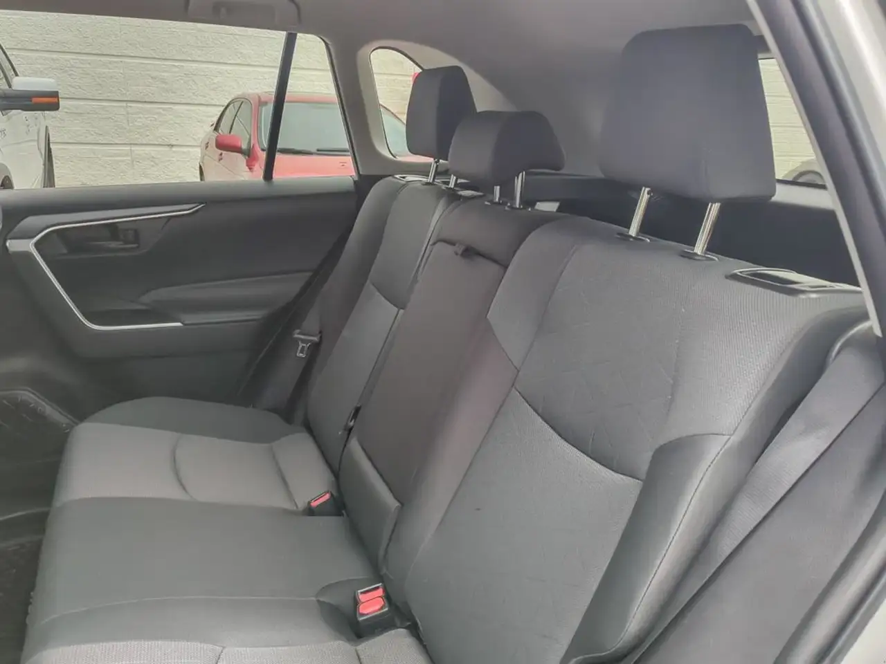 Toyota RAV 4 снимка Toyota RAV 4