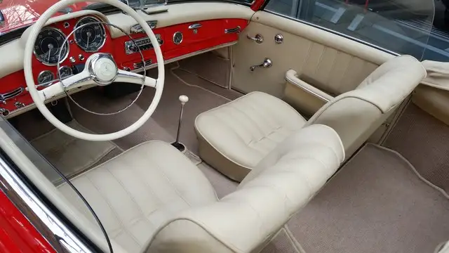 Mercedes-Benz 190 SL view 13