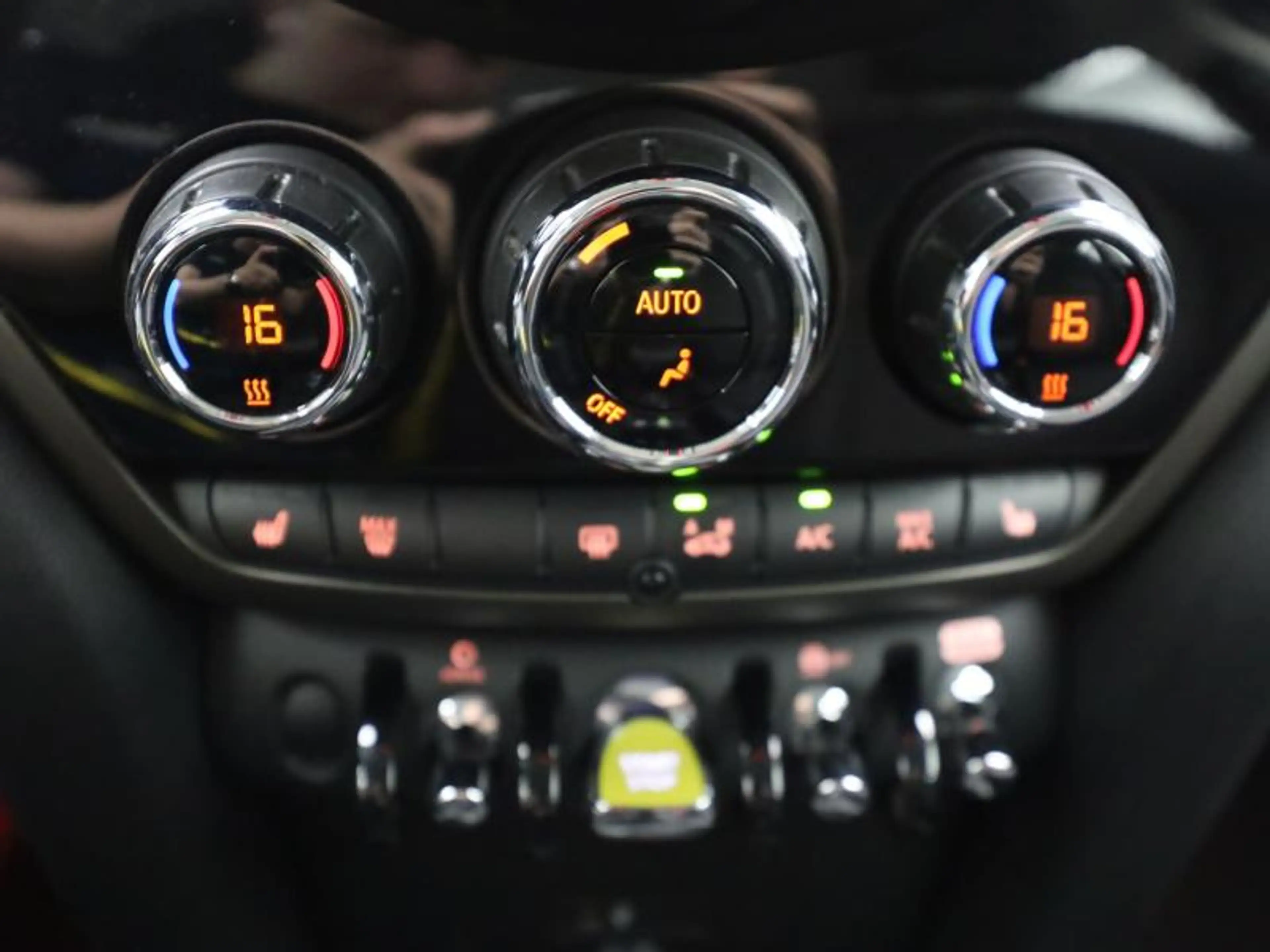 MINI Cooper SE Countryman HYBRID - CAMERA - KED - NAVI — photo 14