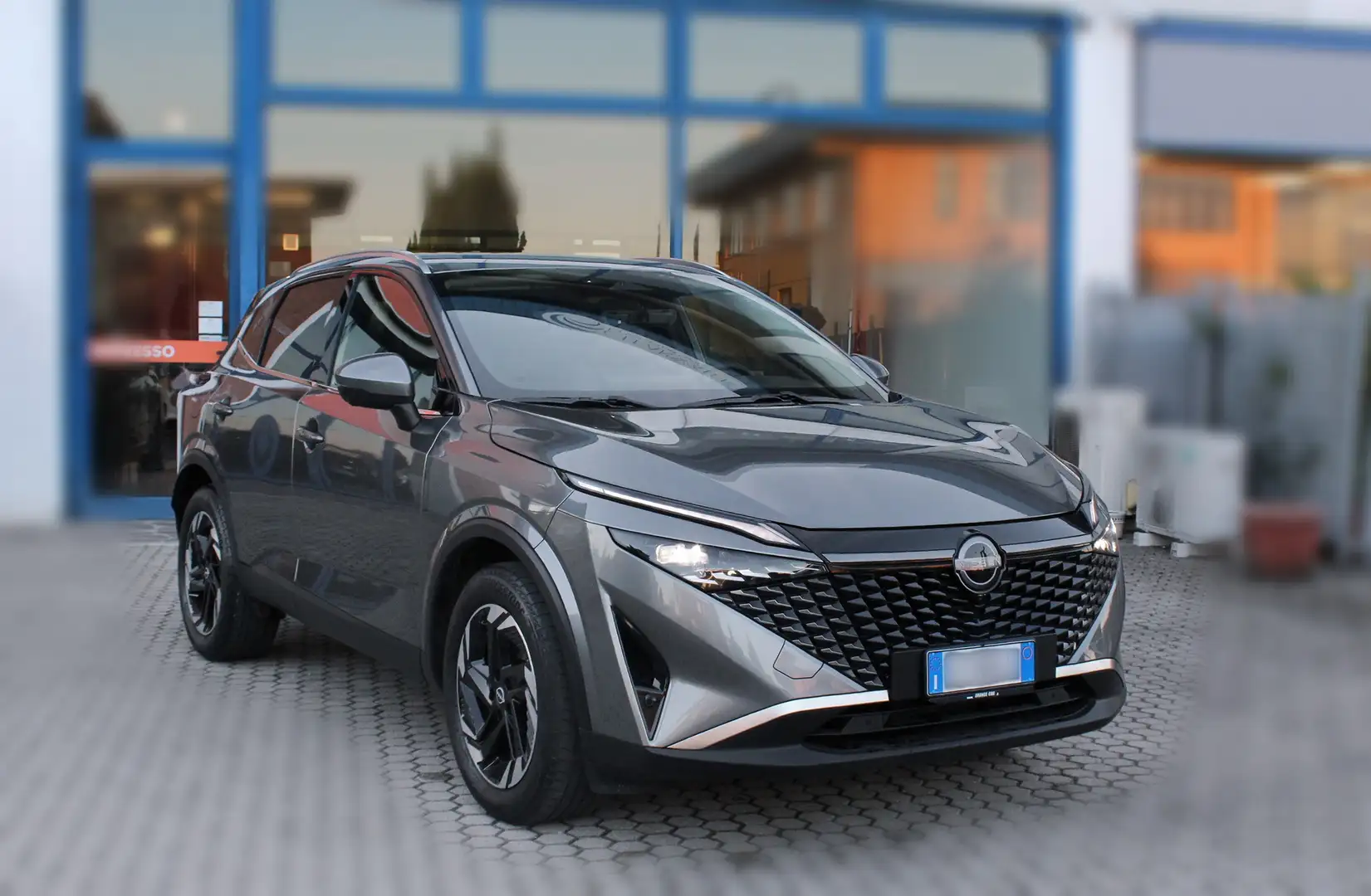 Nissan Qashqai 1.3 MHEV 140CV N-Connecta Gris - 2