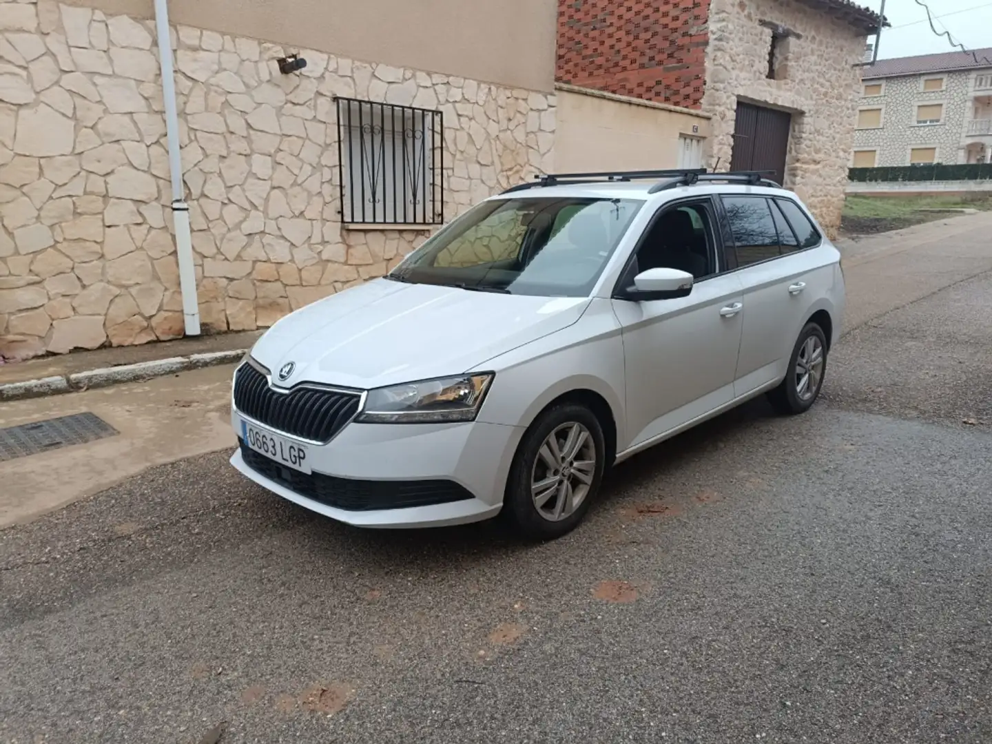 Skoda Fabia 1.0 TSI Active 70kW Wit - 1