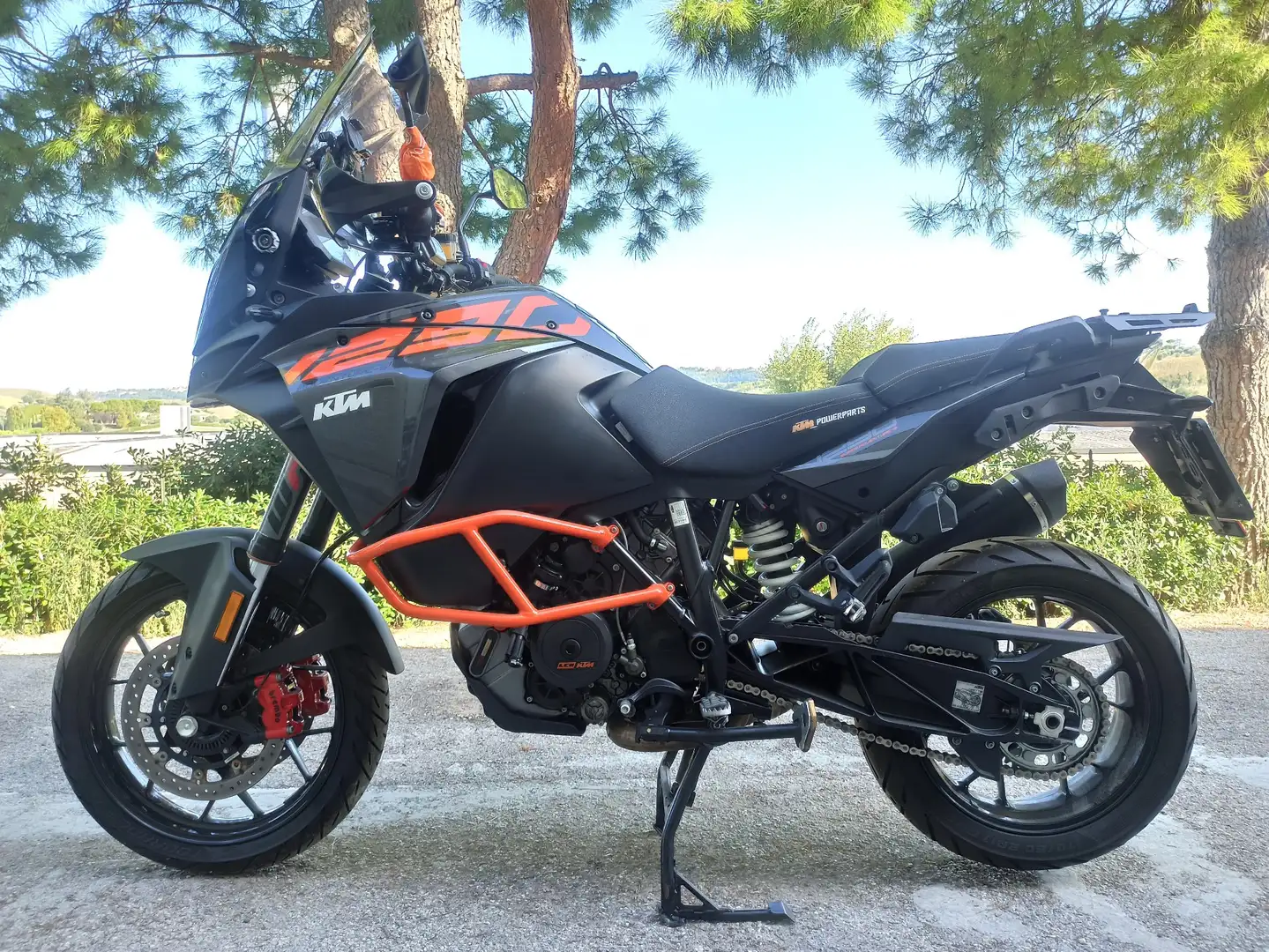 KTM 1290 Super Adventure S Fekete - 1