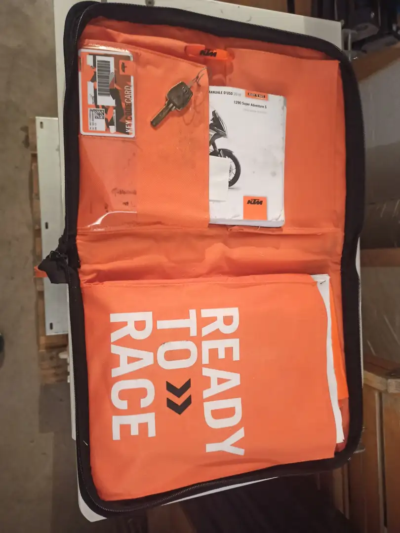 KTM 1290 Super Adventure S Fekete - 2