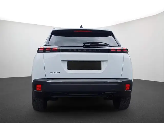 Peugeot 2008 view 3